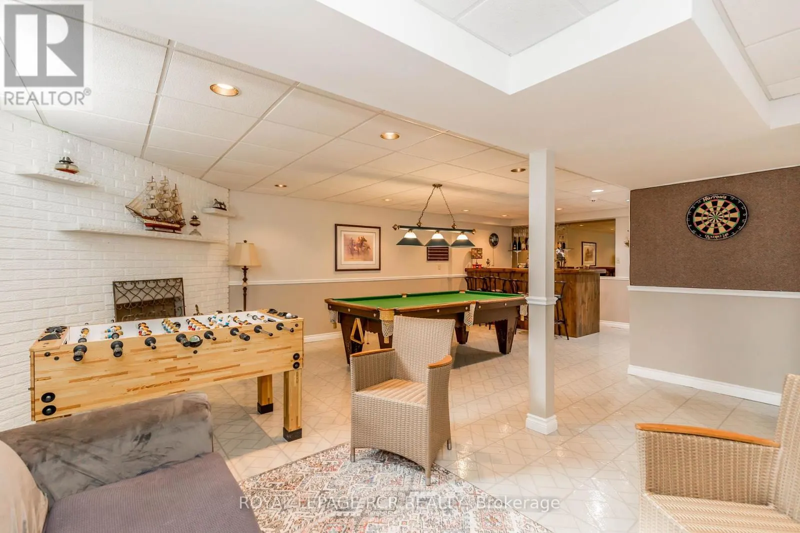 2100 DAVIS DRIVE W