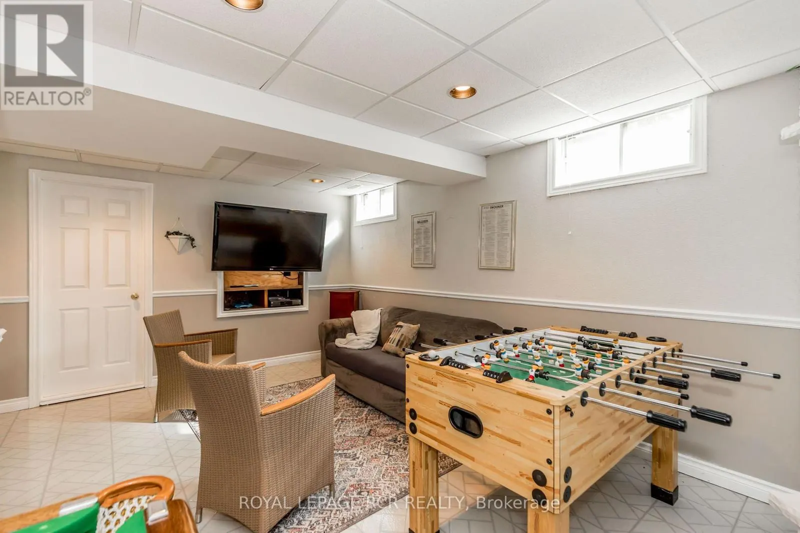 2100 DAVIS DRIVE W