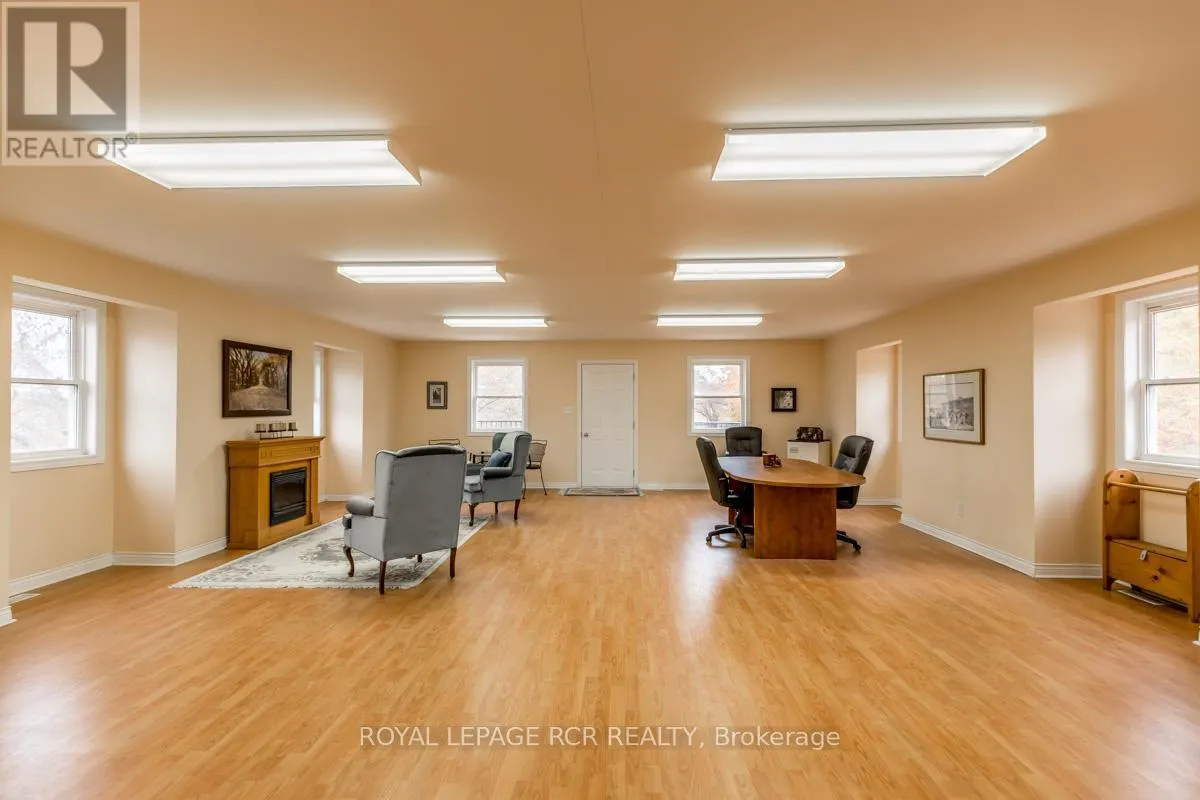 2100 DAVIS DRIVE W