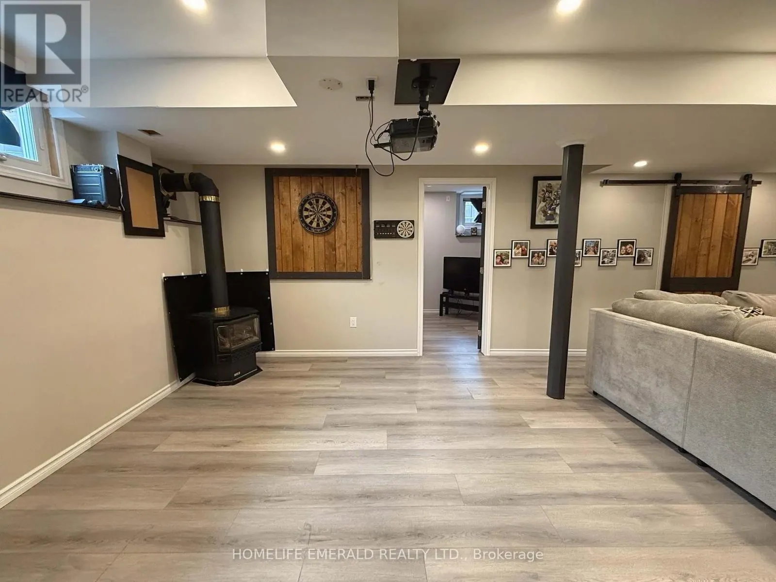 144 MAPLEWOOD DRIVE