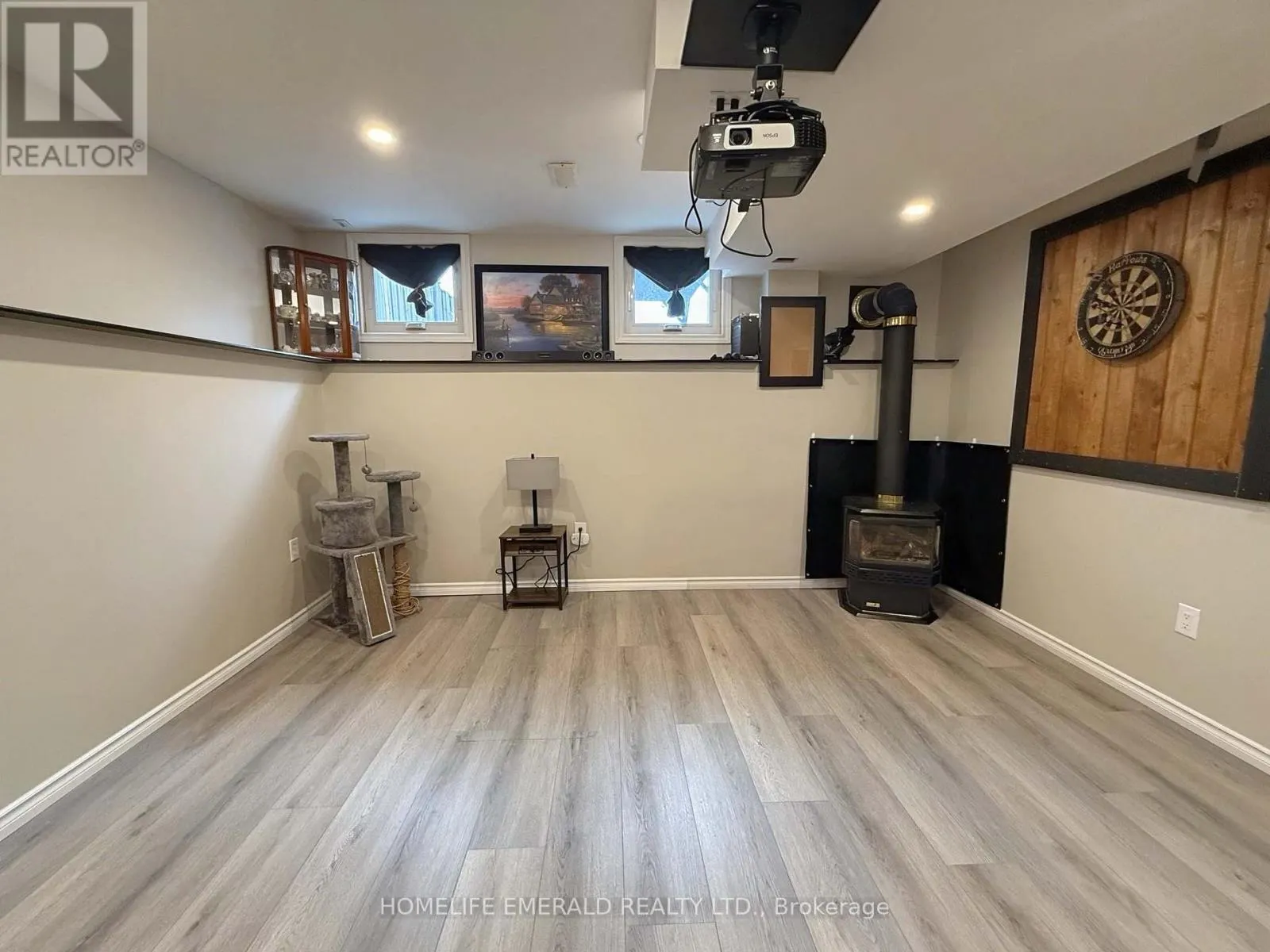 144 MAPLEWOOD DRIVE