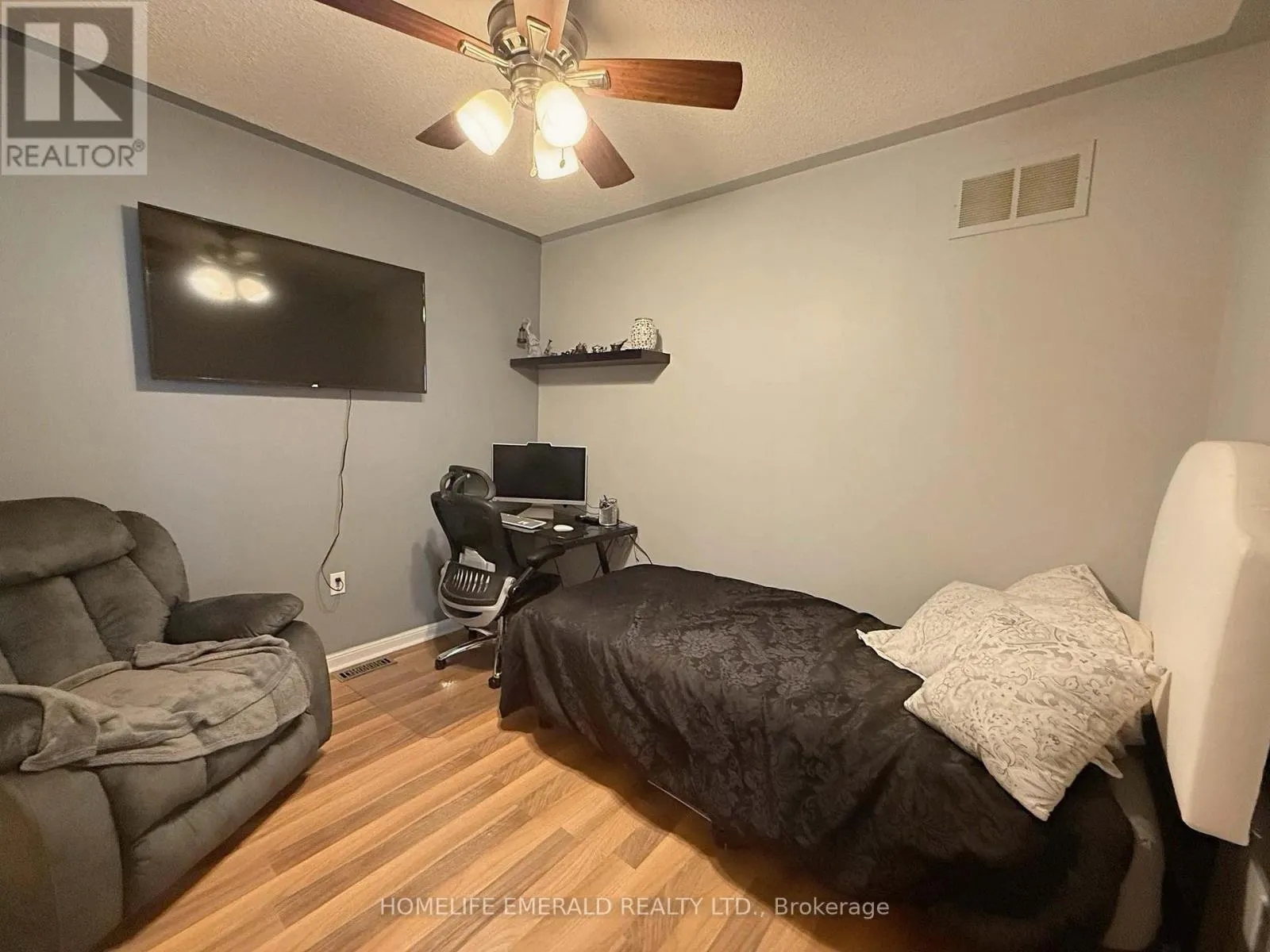 144 MAPLEWOOD DRIVE