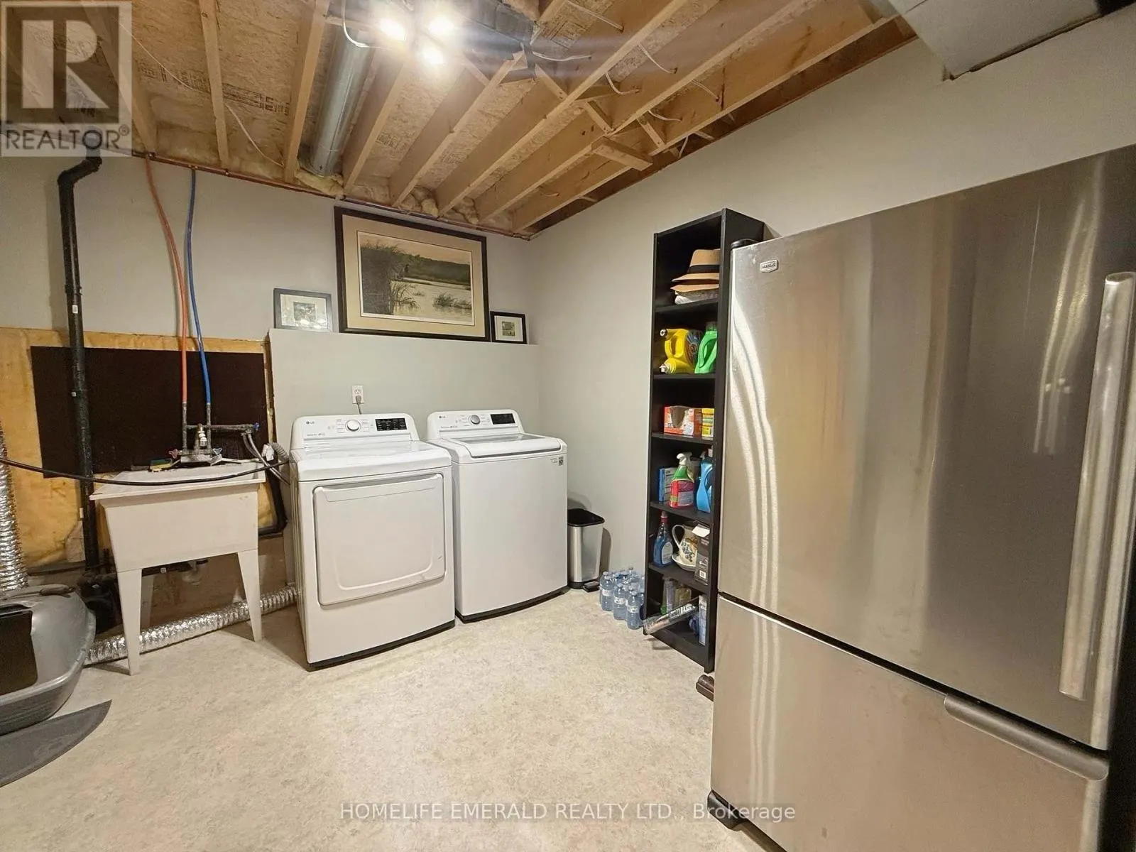 144 MAPLEWOOD DRIVE