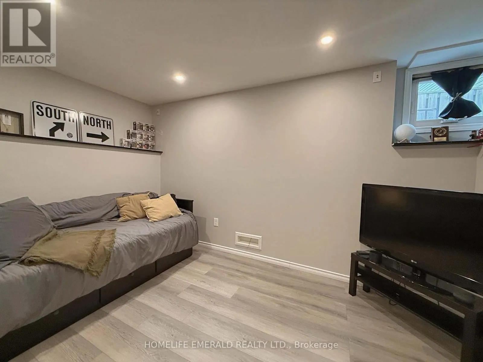 144 MAPLEWOOD DRIVE
