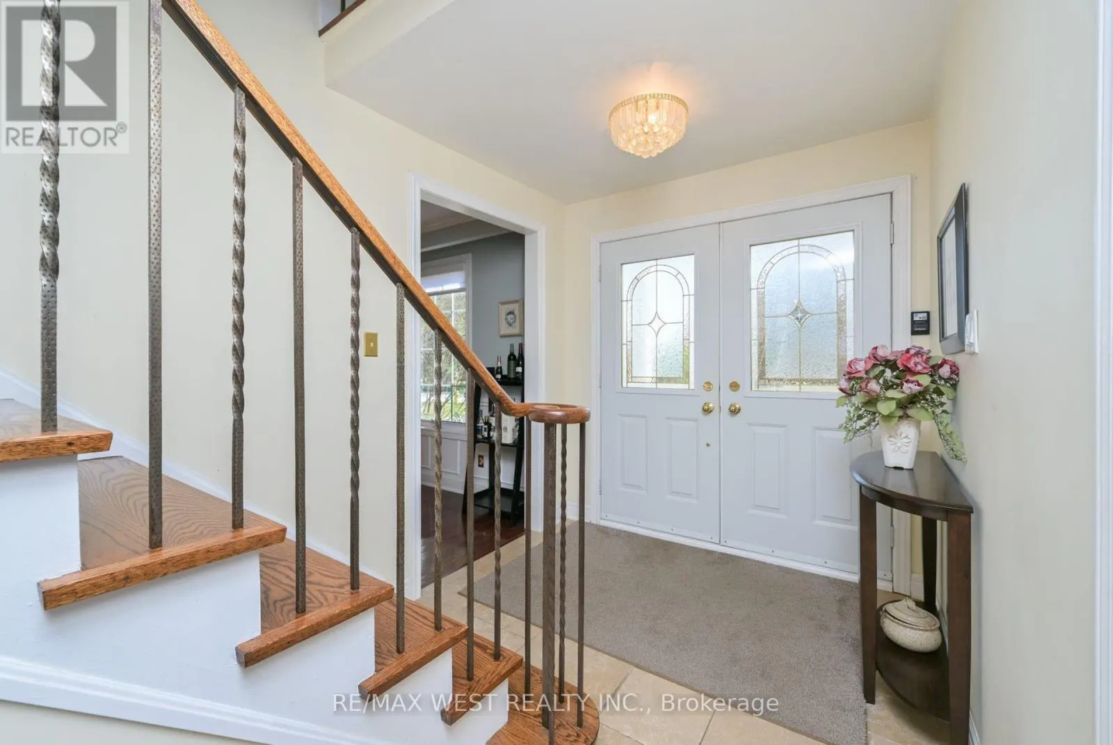 24 CEDARWOOD CRESCENT