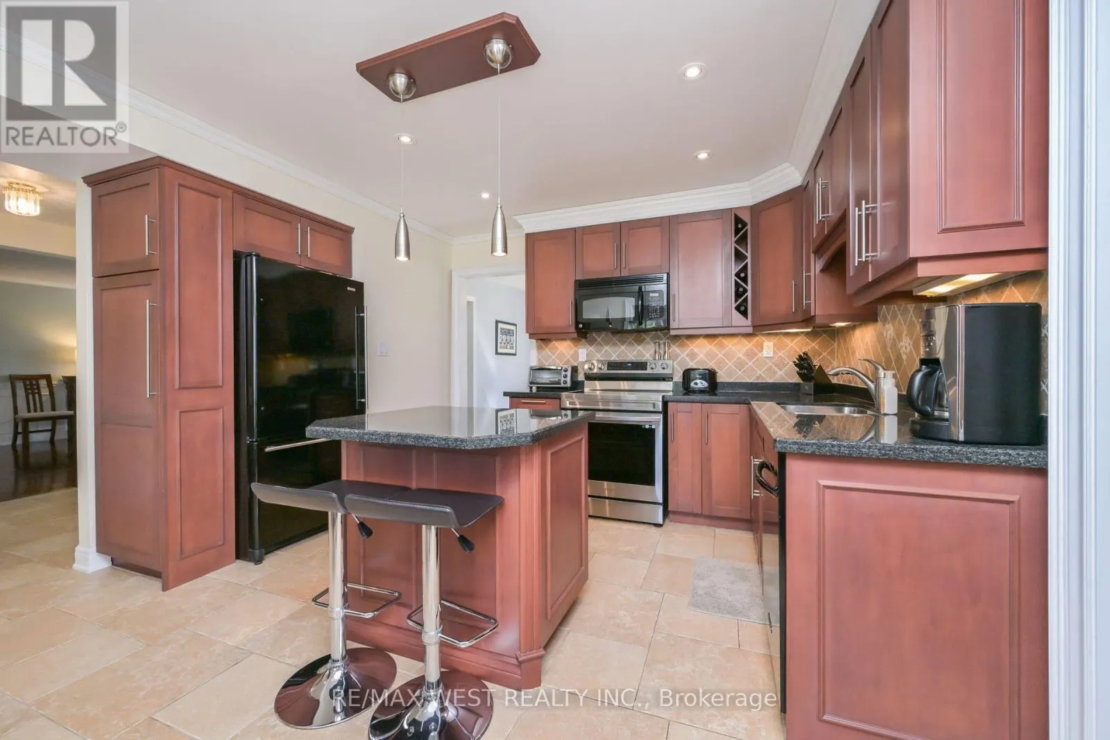 24 CEDARWOOD CRESCENT