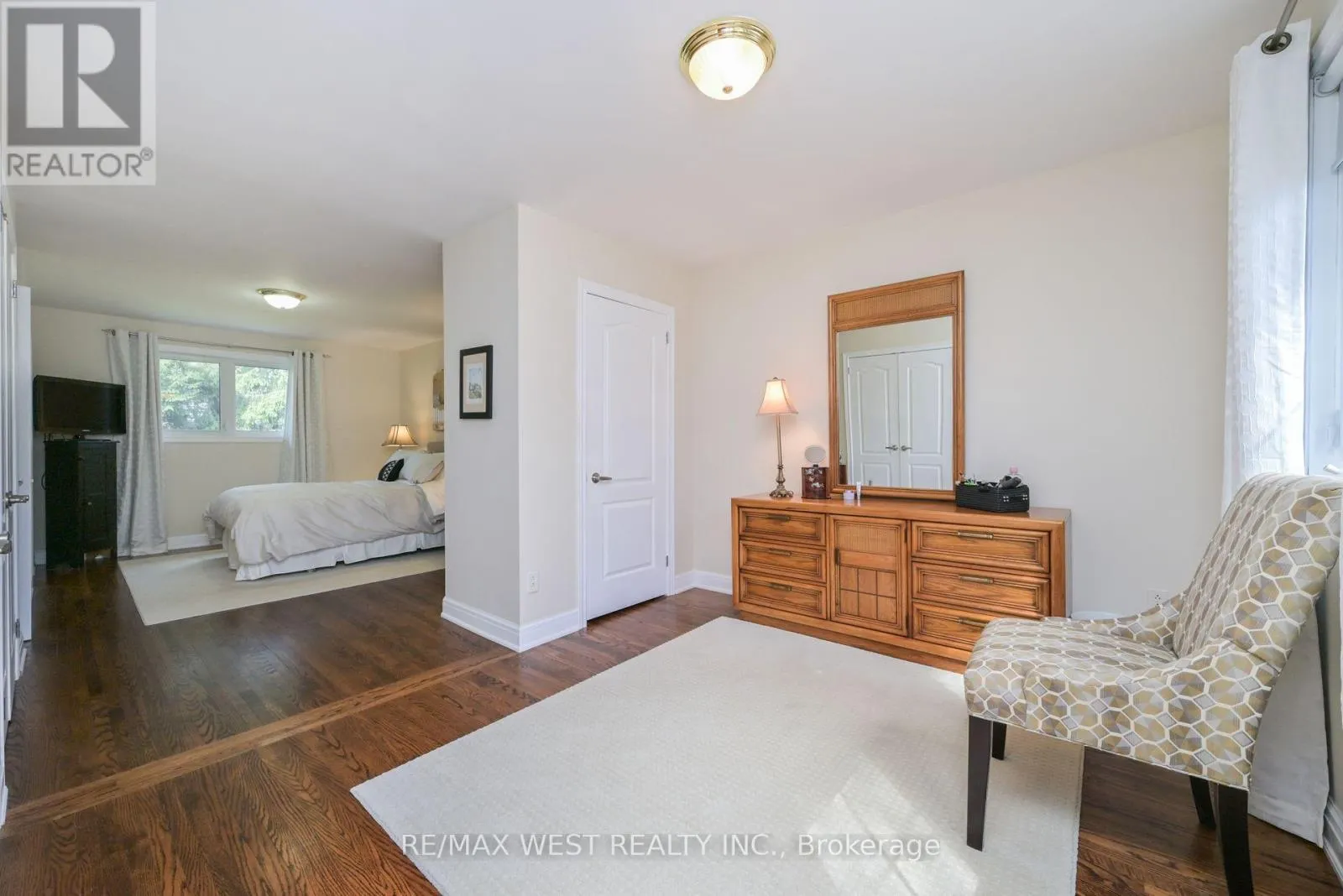 24 CEDARWOOD CRESCENT