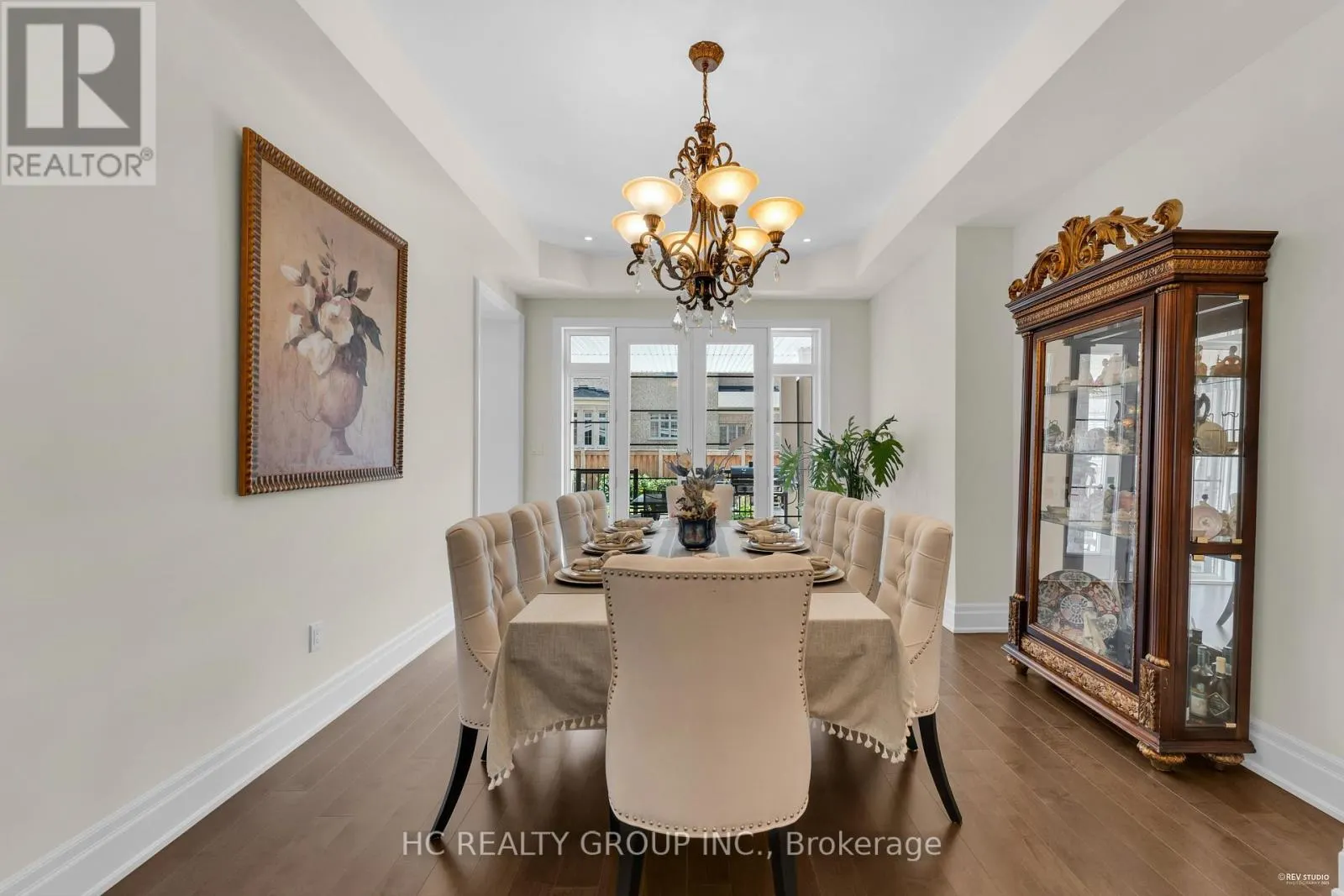 27 SIR HENRY COURT