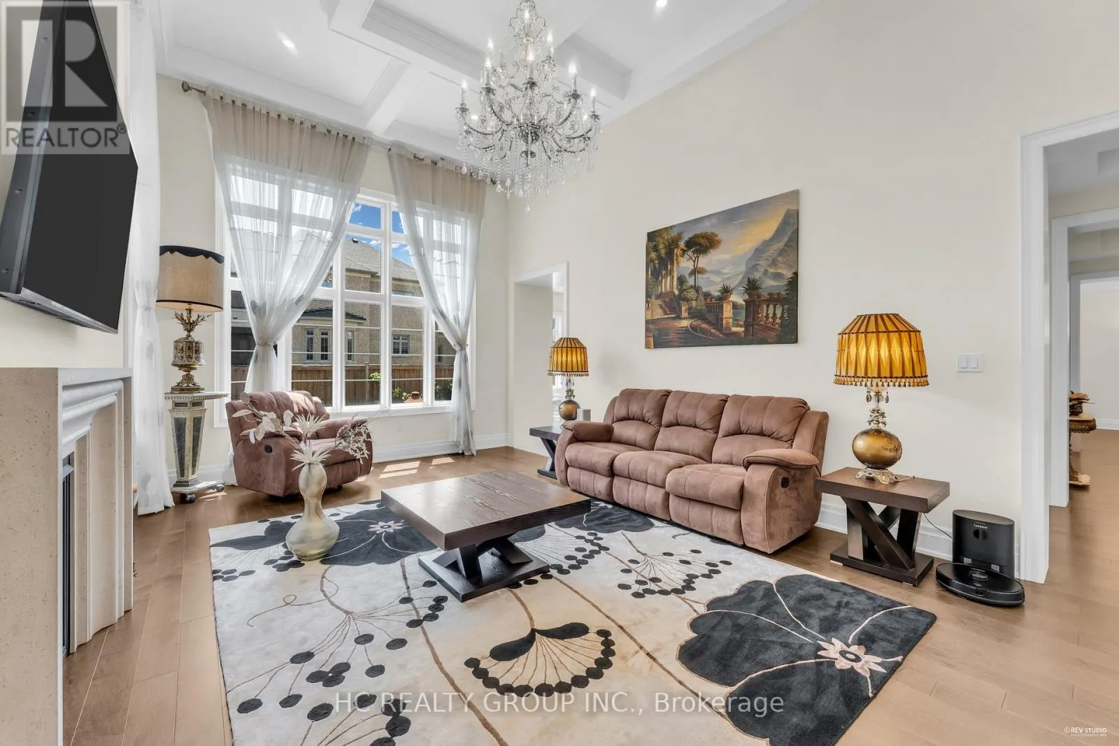 27 SIR HENRY COURT