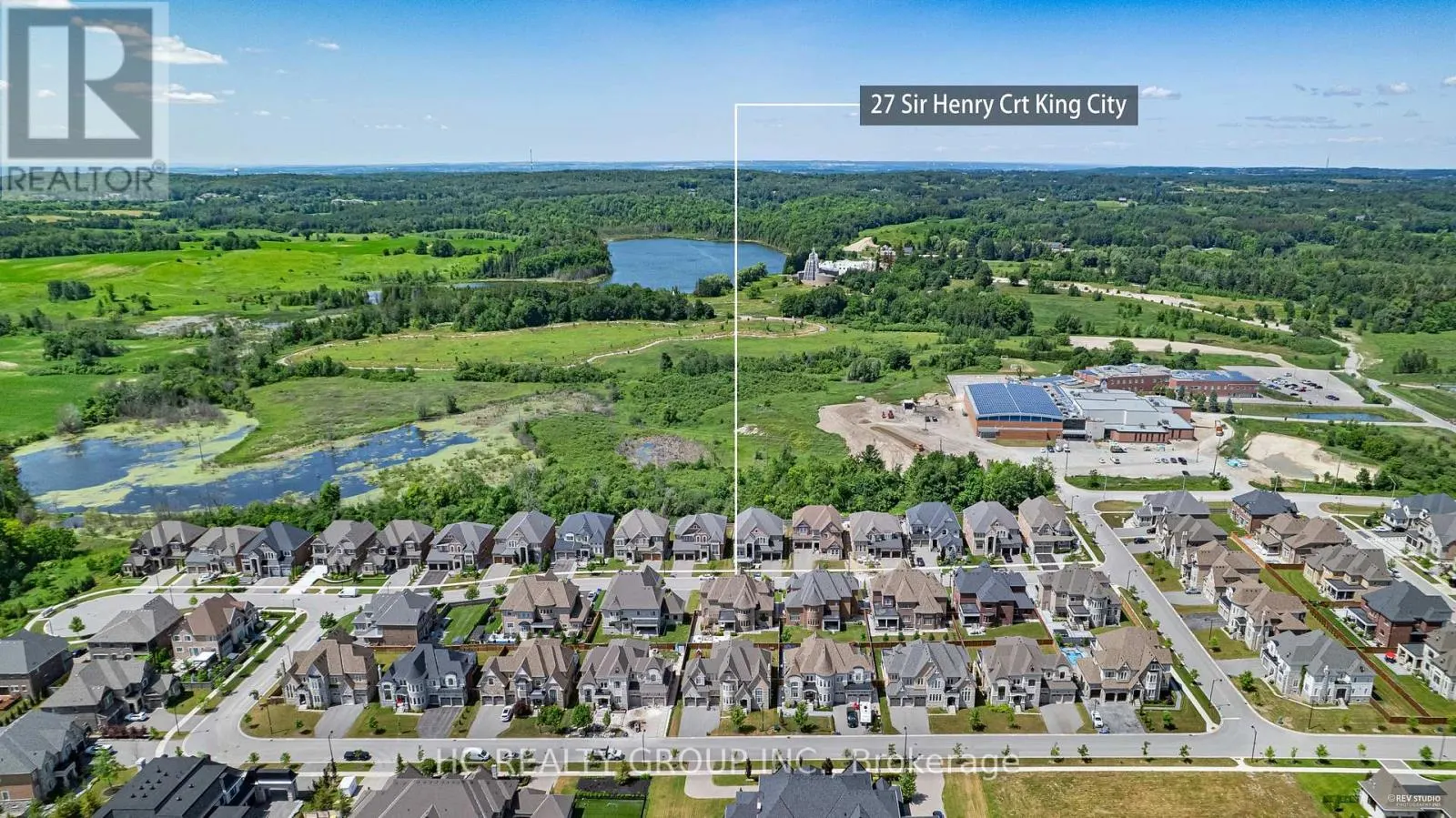 27 SIR HENRY COURT