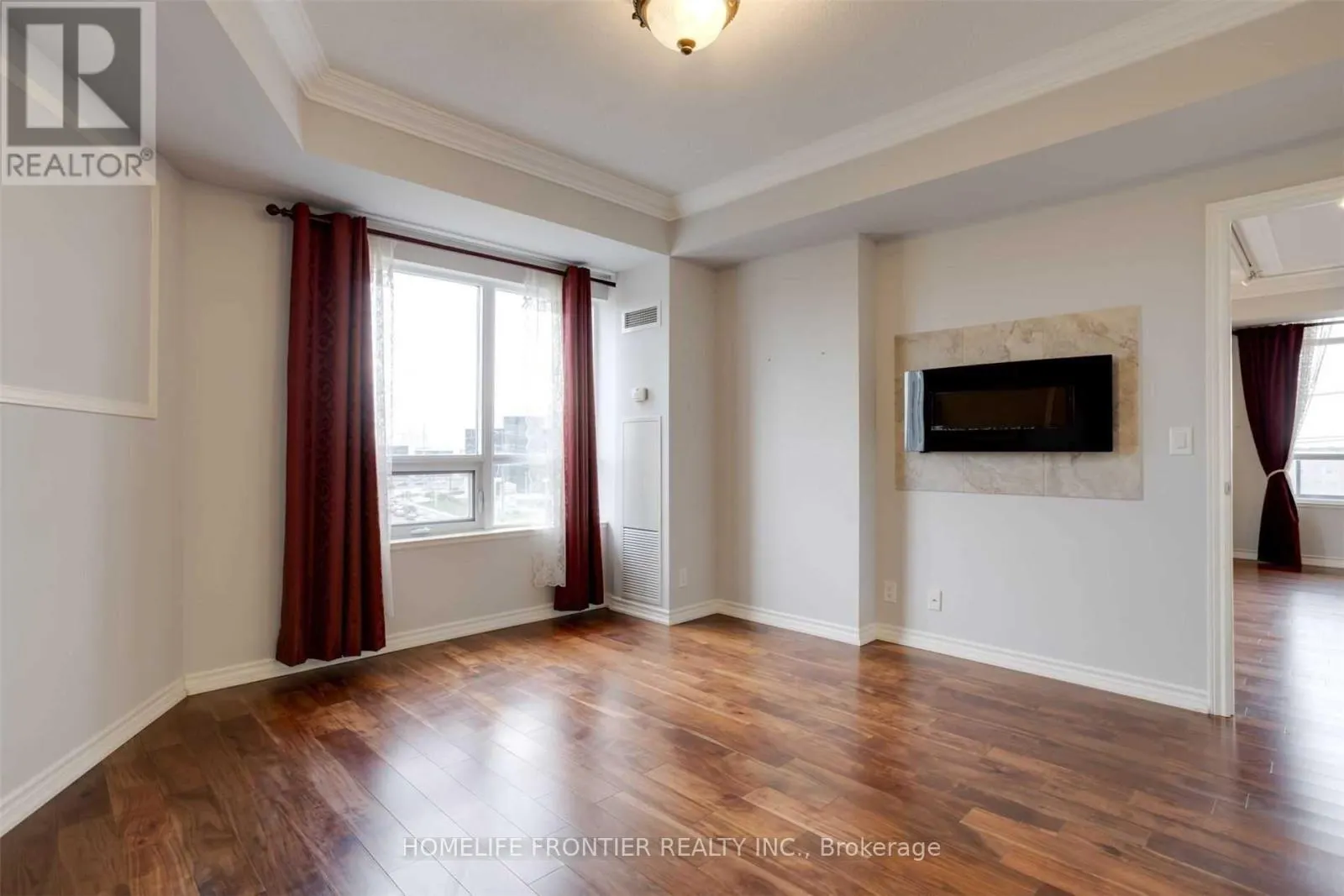 511 - 9235 JANE STREET