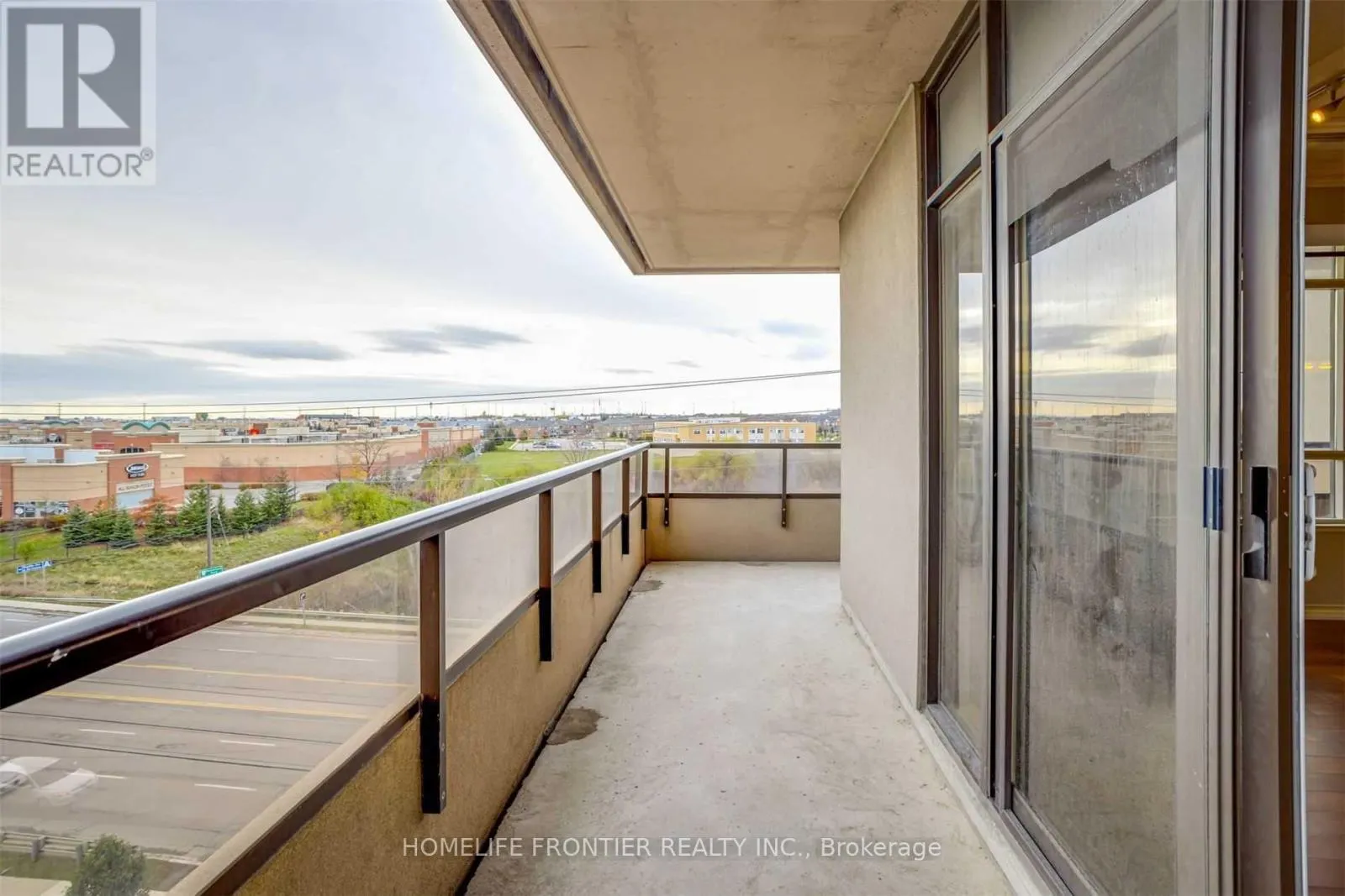 511 - 9235 JANE STREET