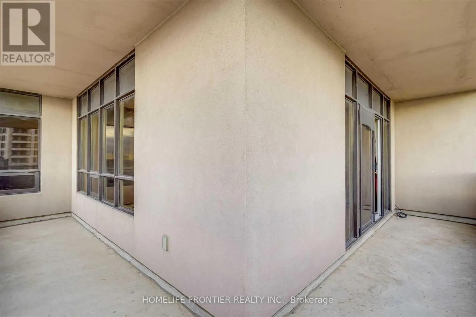 511 - 9235 JANE STREET