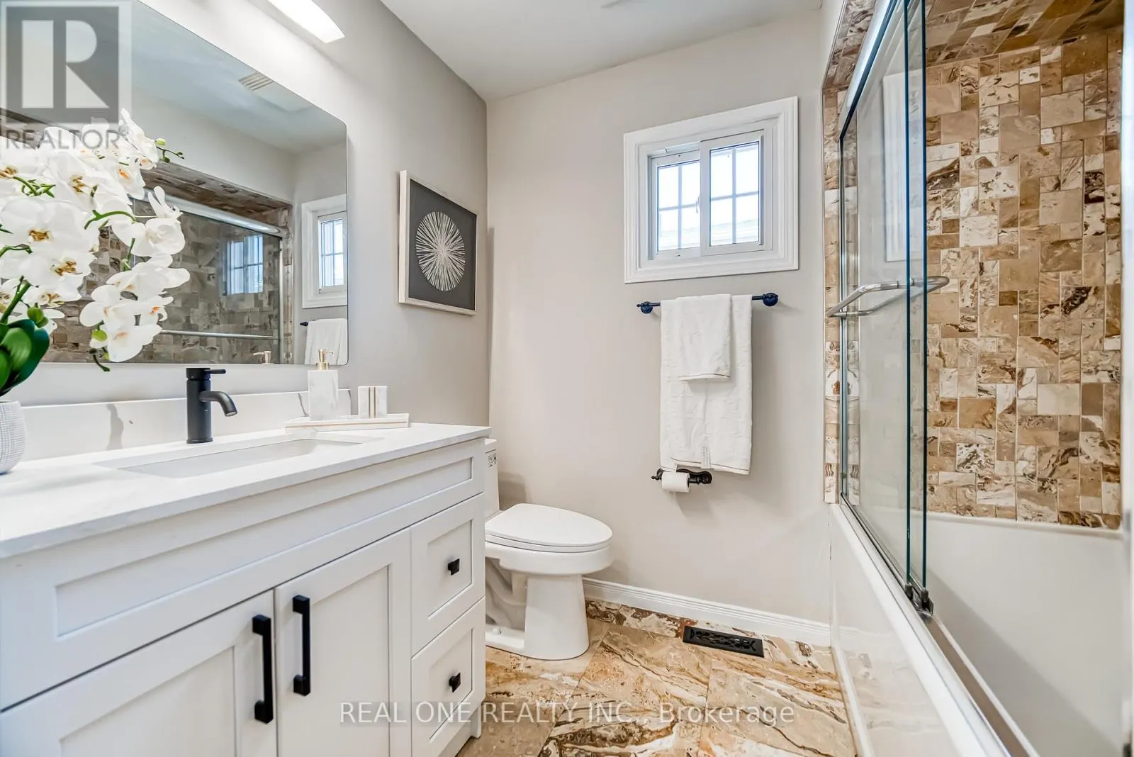 10 SQUIRE DRIVE