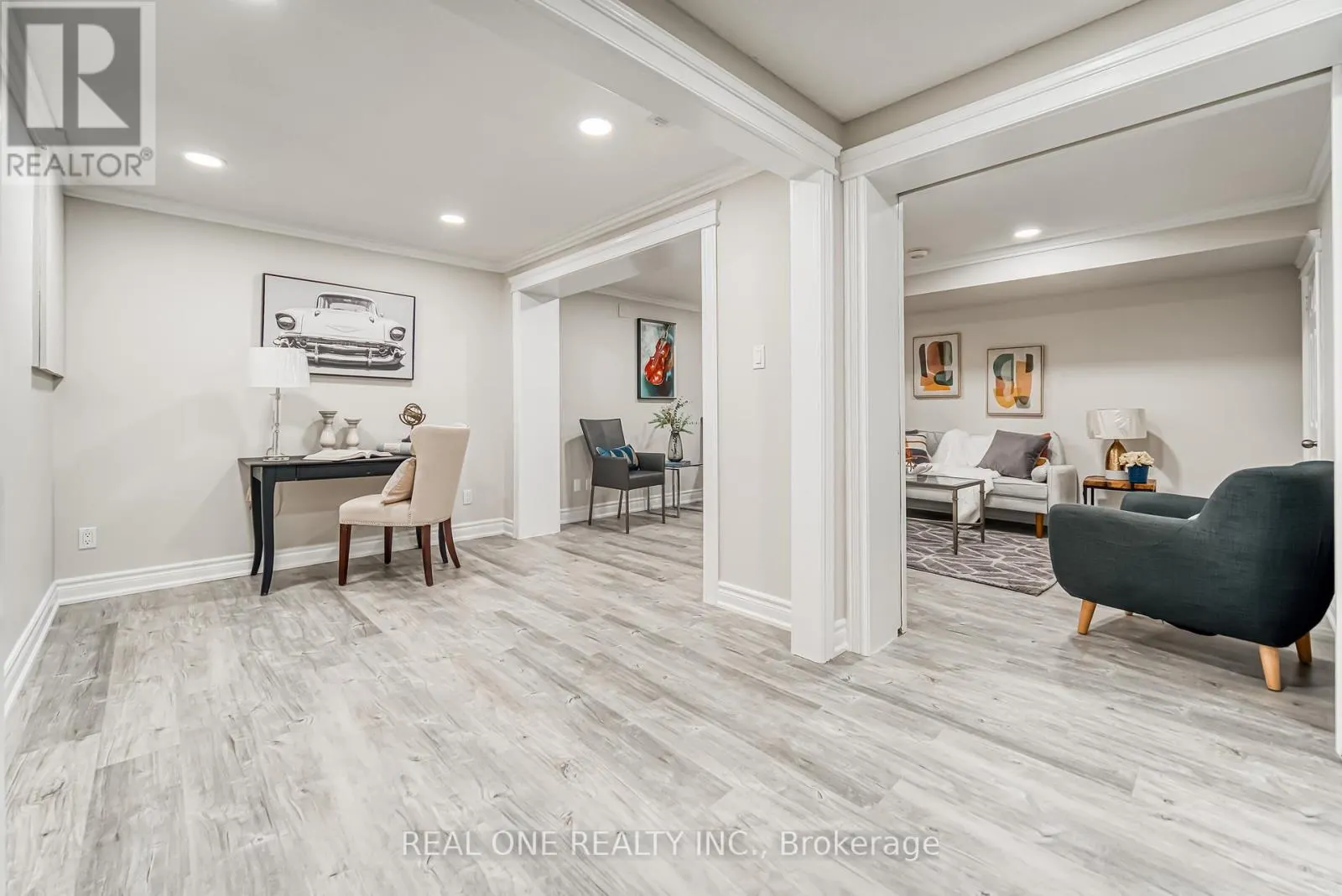 10 SQUIRE DRIVE