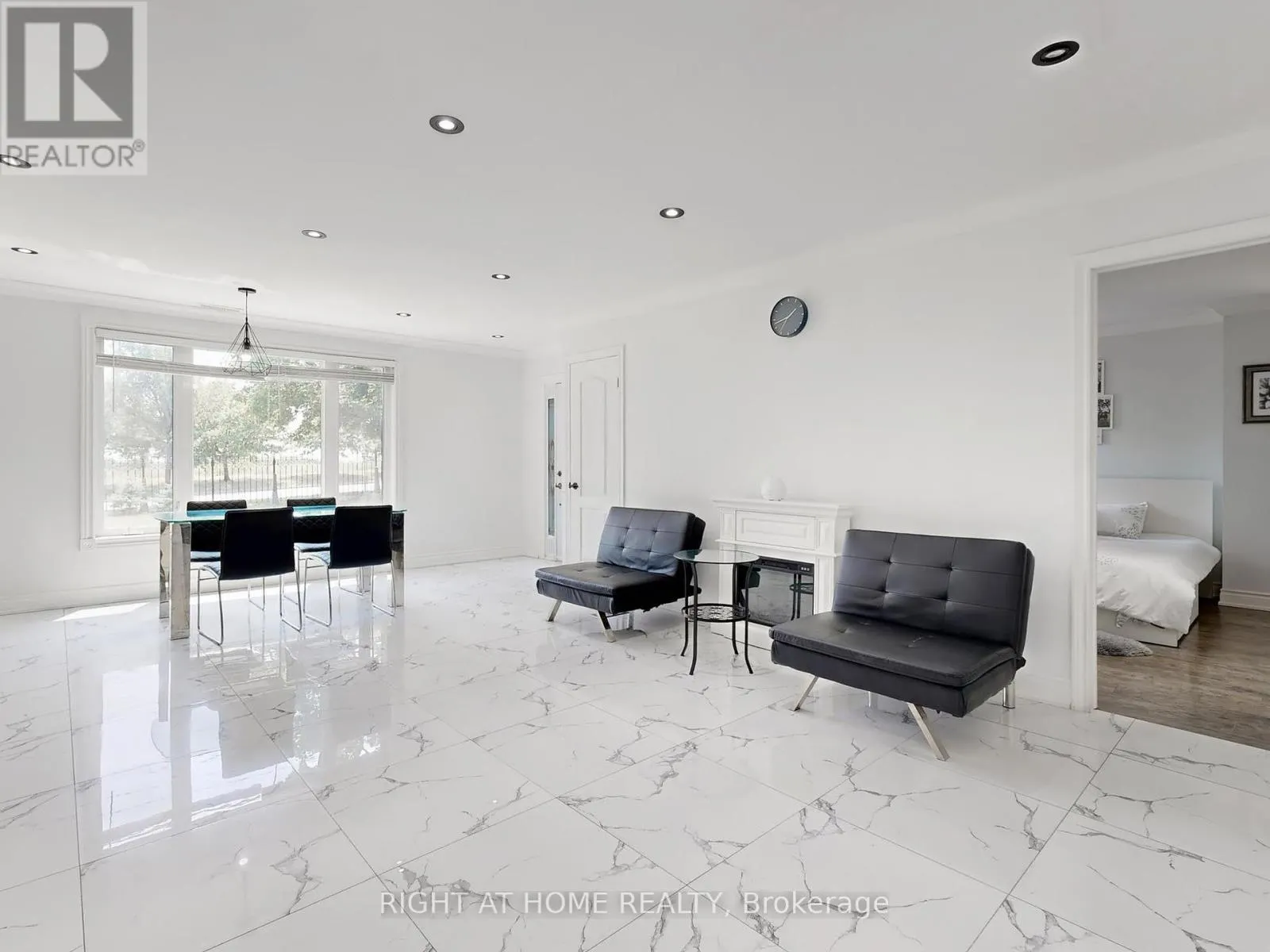174 LANGSTAFF ROAD