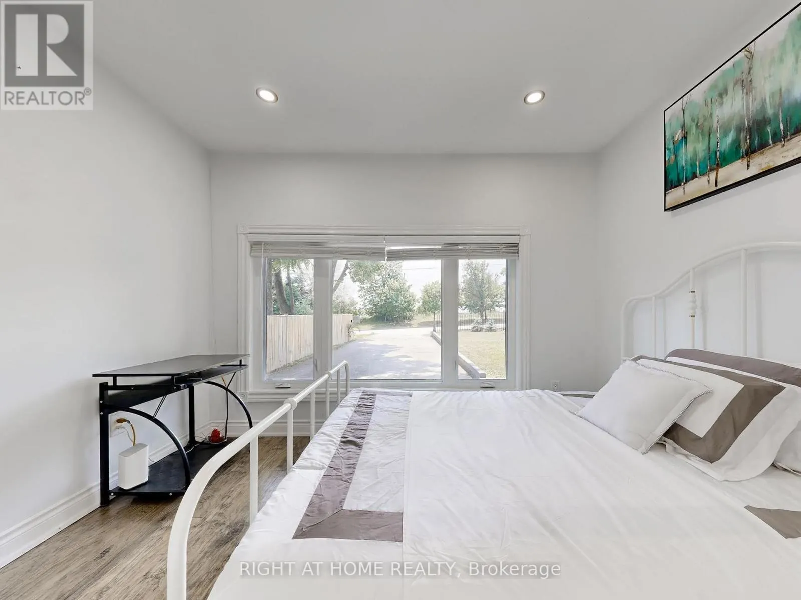 174 LANGSTAFF ROAD