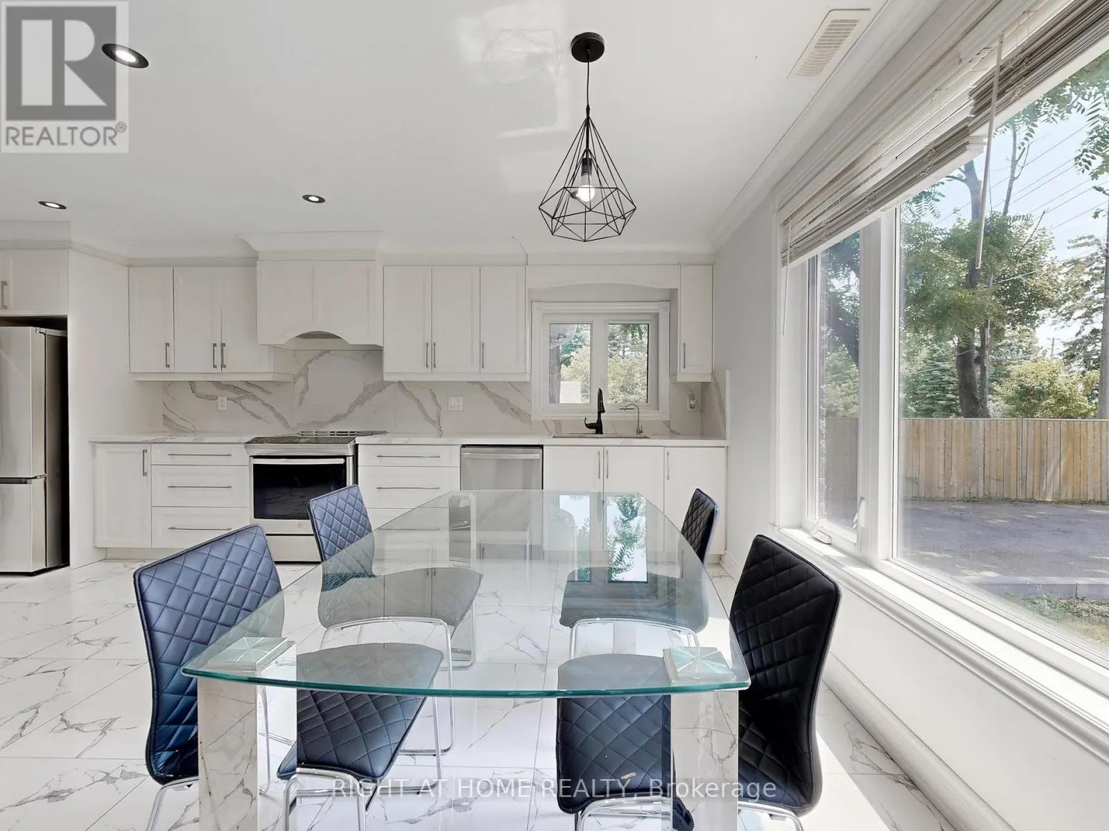 174 LANGSTAFF ROAD