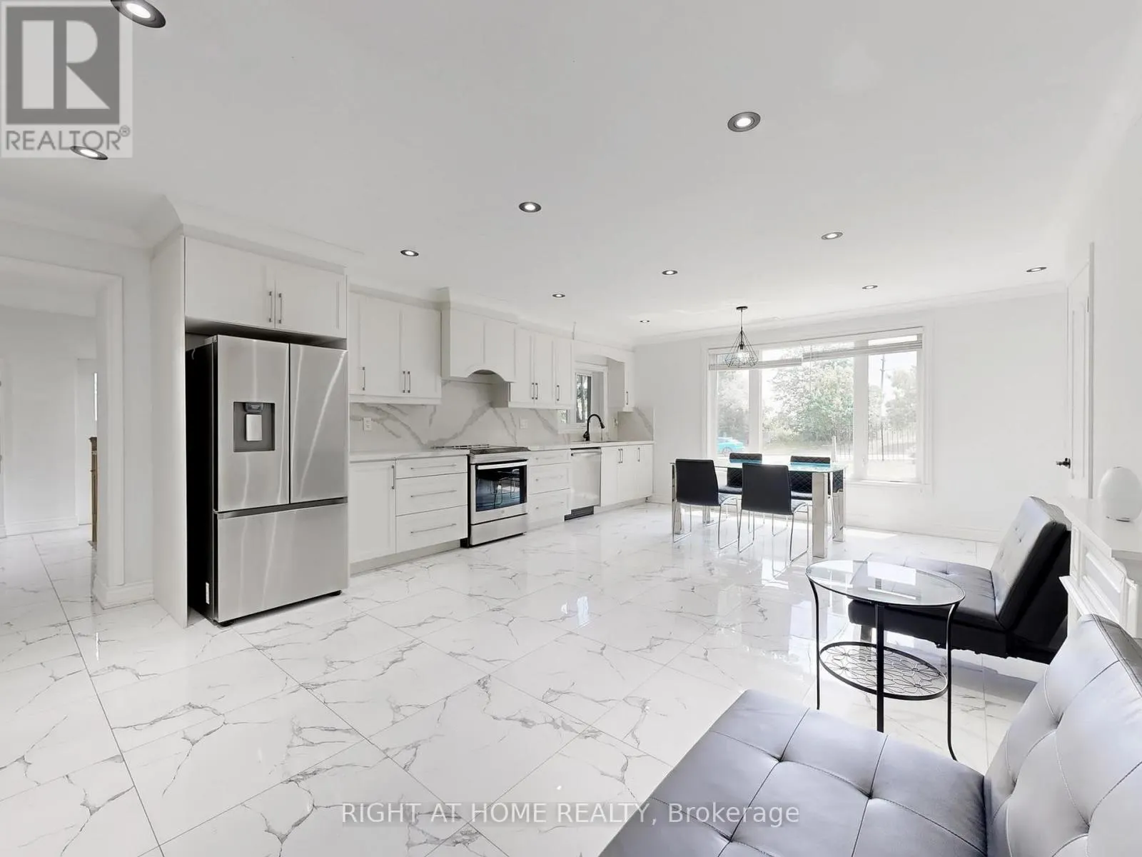 174 LANGSTAFF ROAD