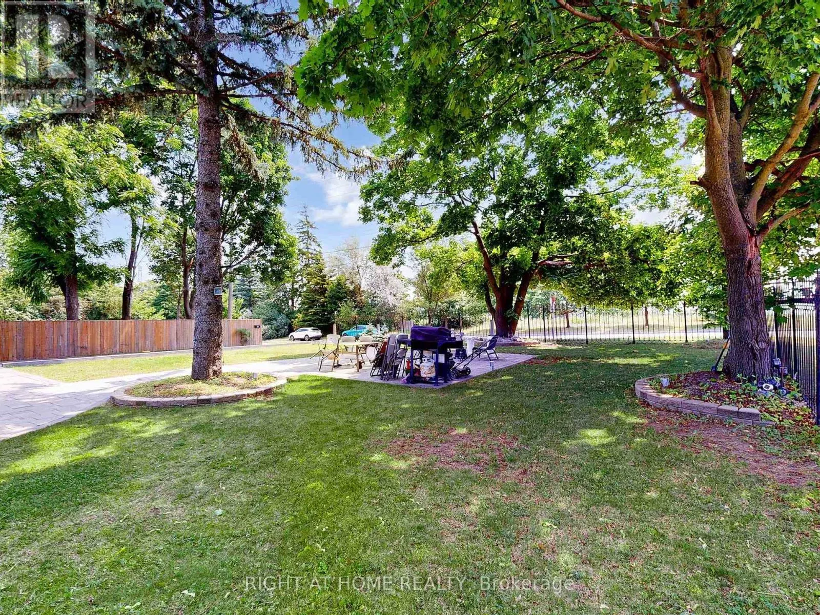 174 LANGSTAFF ROAD