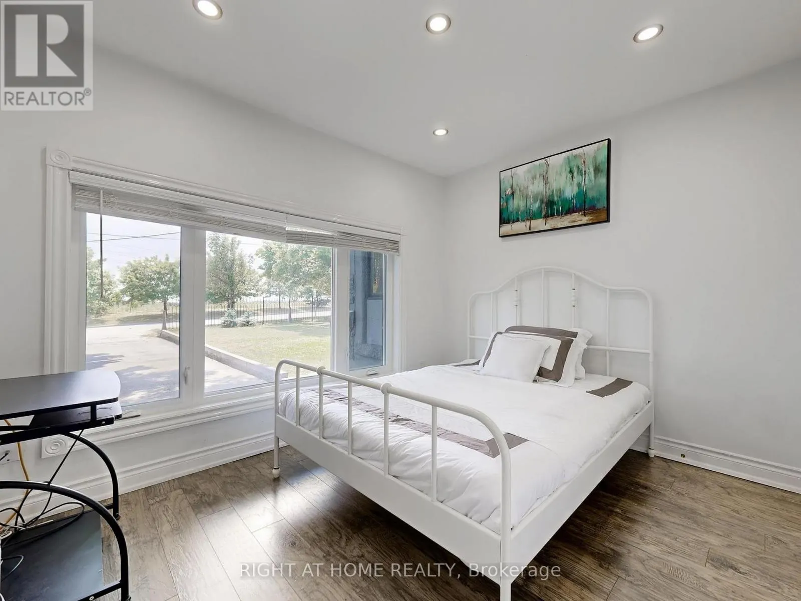 174 LANGSTAFF ROAD