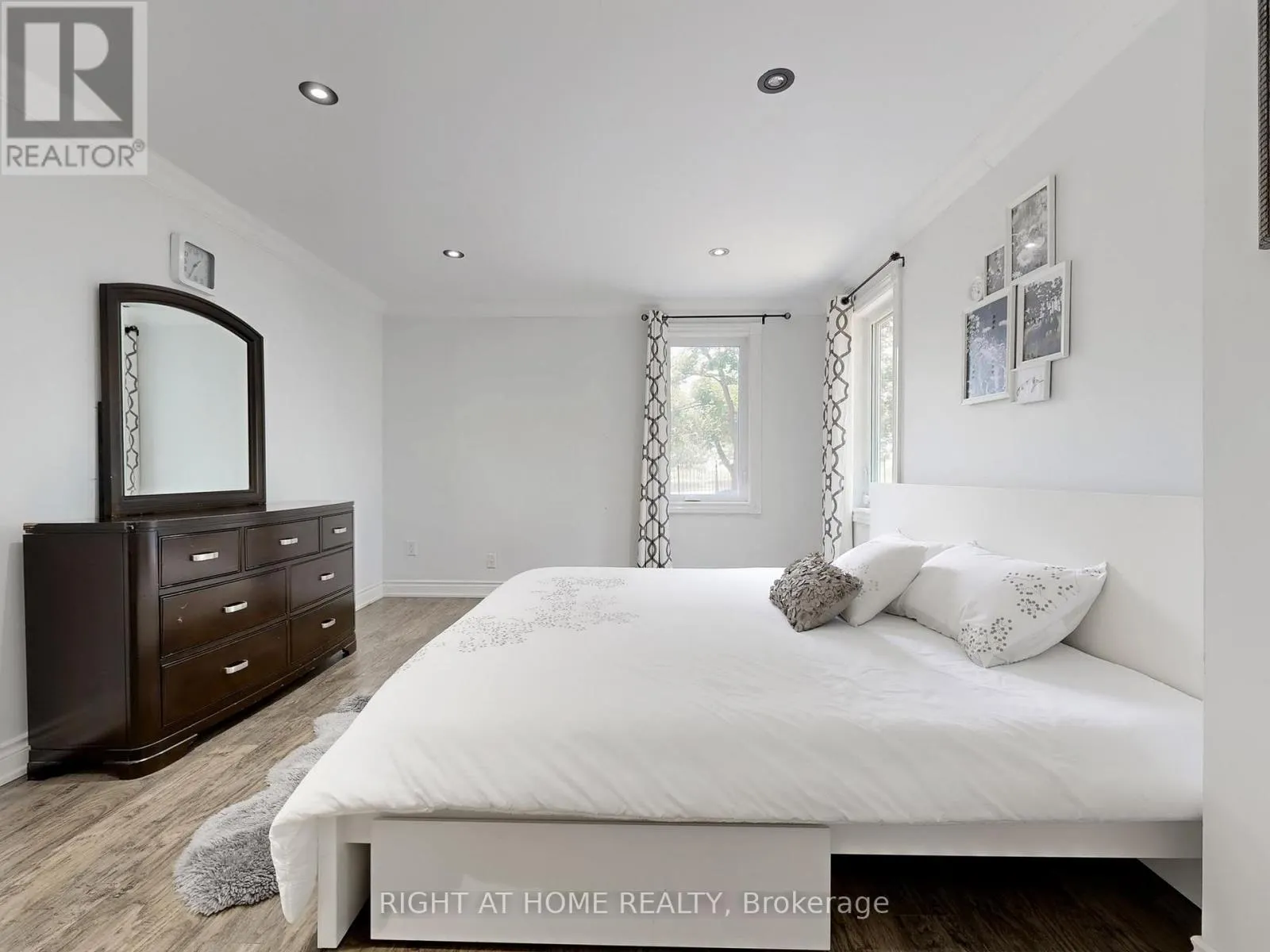 174 LANGSTAFF ROAD
