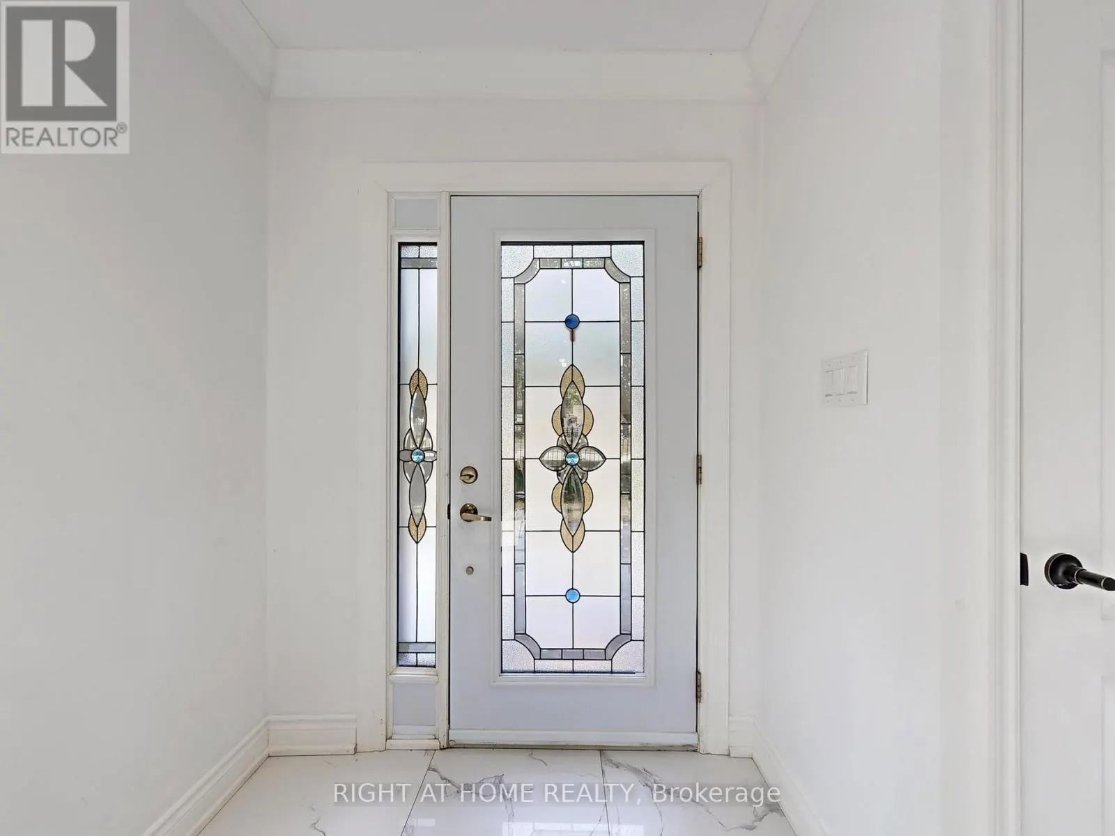 174 LANGSTAFF ROAD
