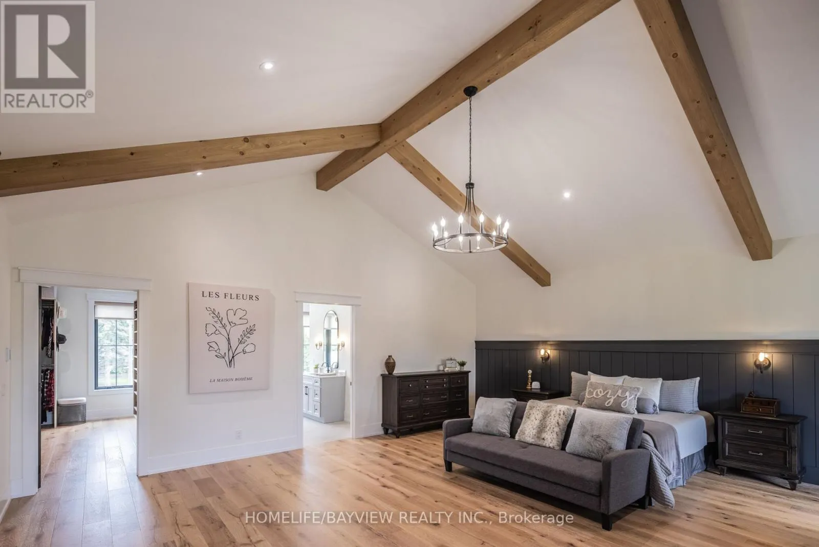 17 JASMINE CRESCENT