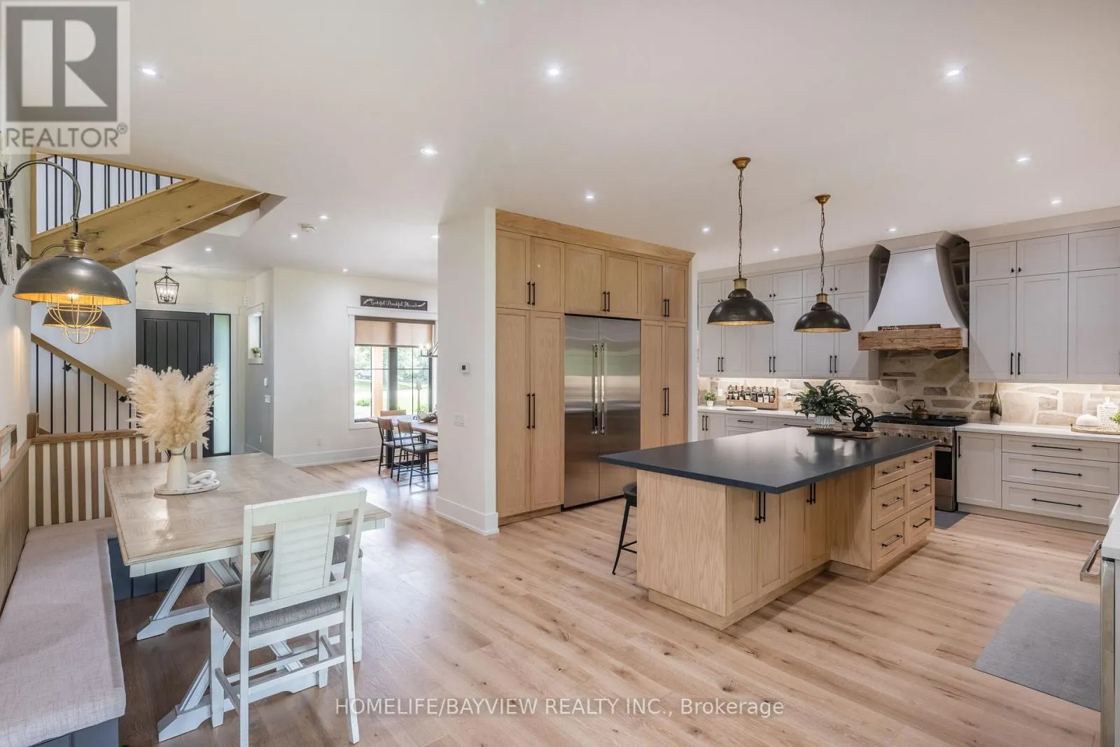 17 JASMINE CRESCENT