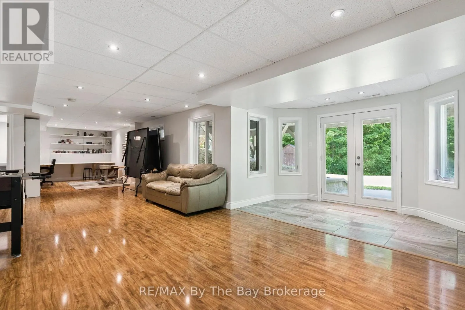 19 GILLESPIE TRAIL SE