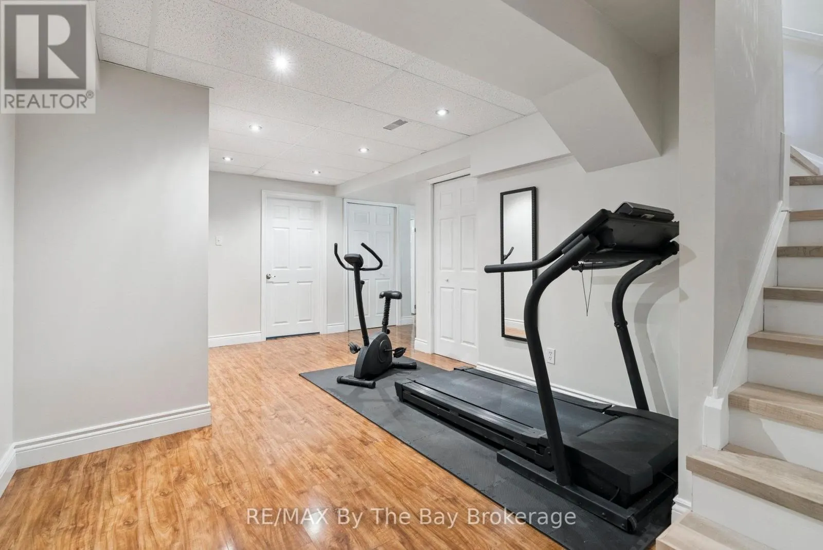 19 GILLESPIE TRAIL SE