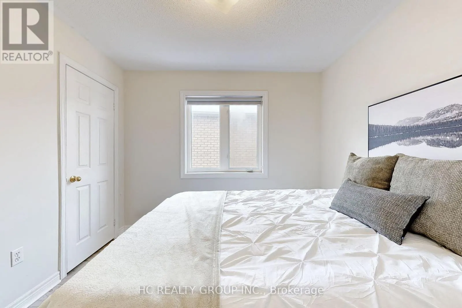 78 AUTUMN HILL BOULEVARD