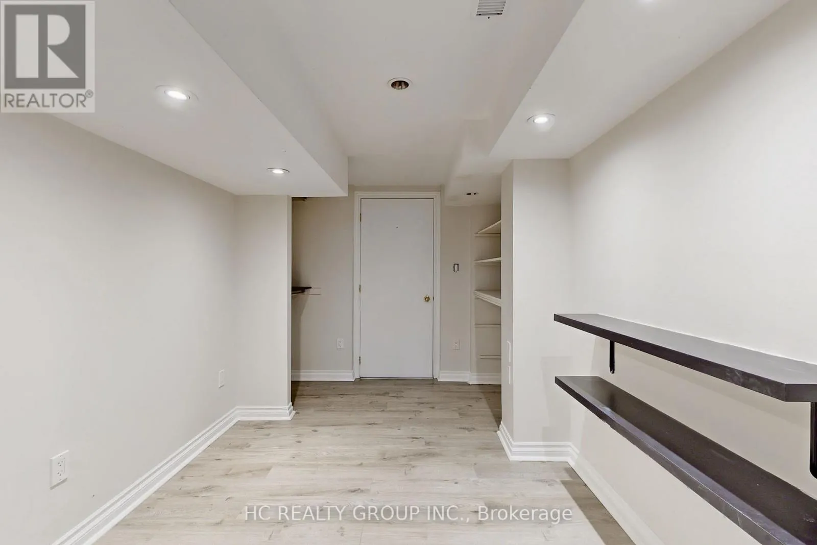 78 AUTUMN HILL BOULEVARD