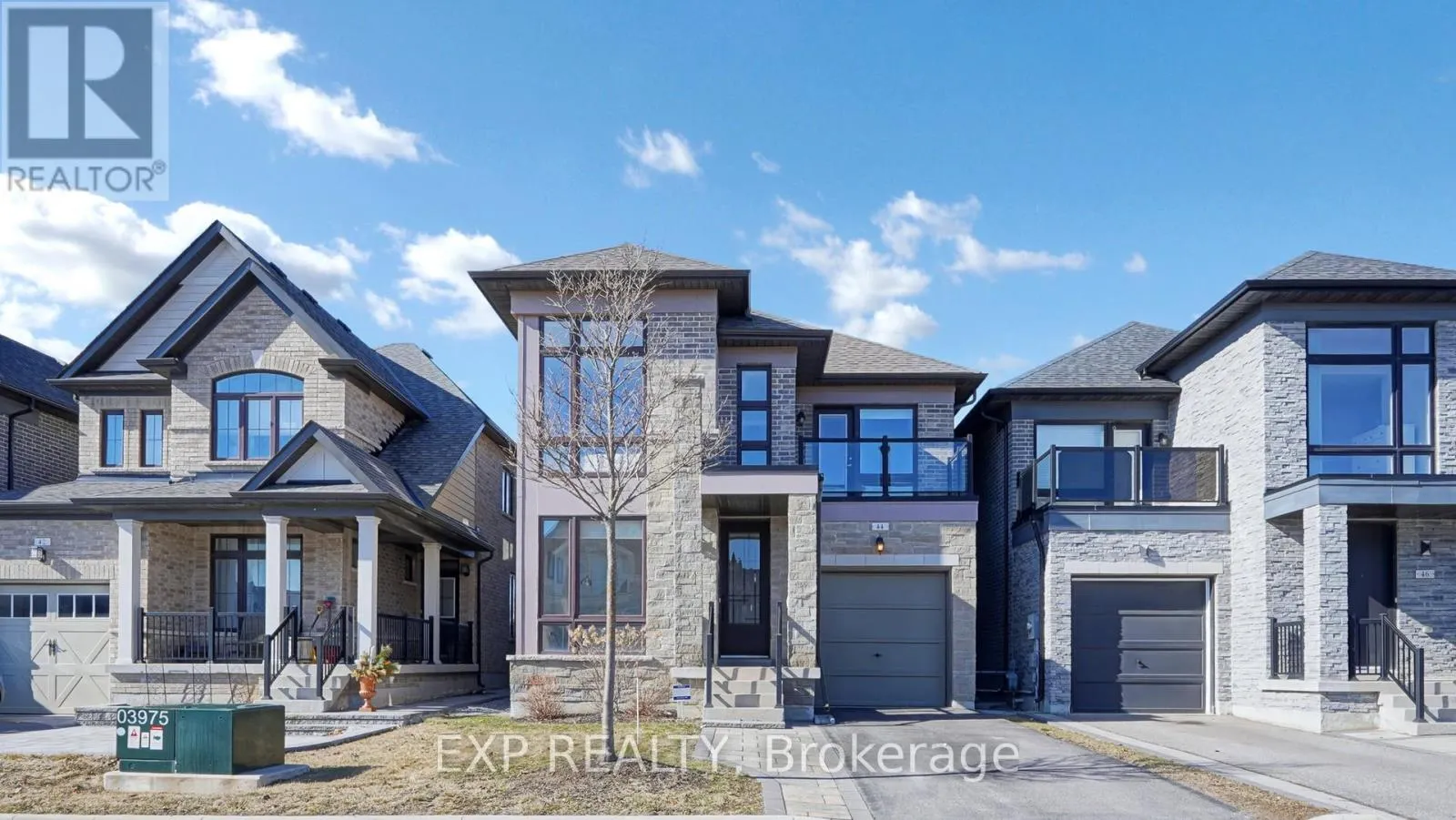 44 FESTIVAL COURT S