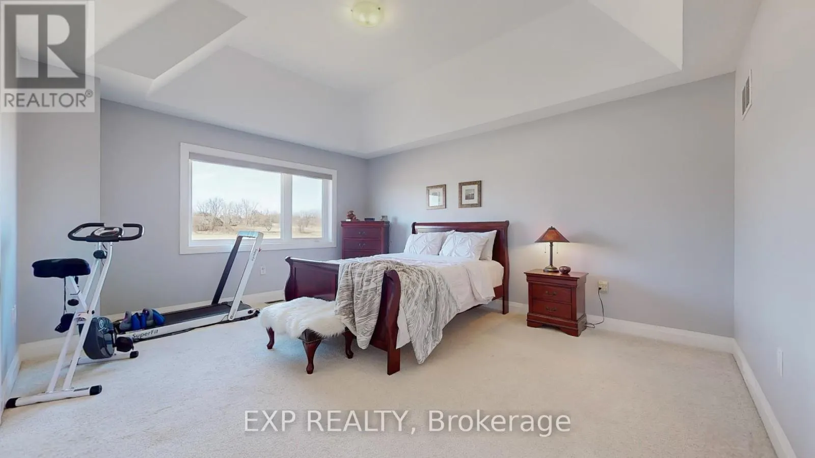 44 FESTIVAL COURT S