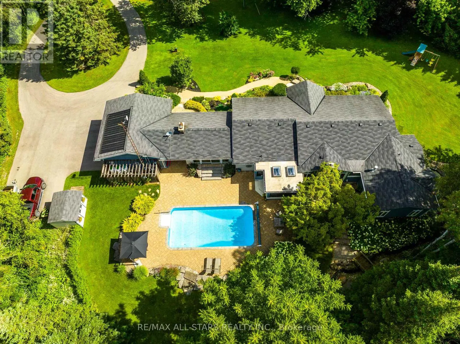 523 DAVIS DRIVE