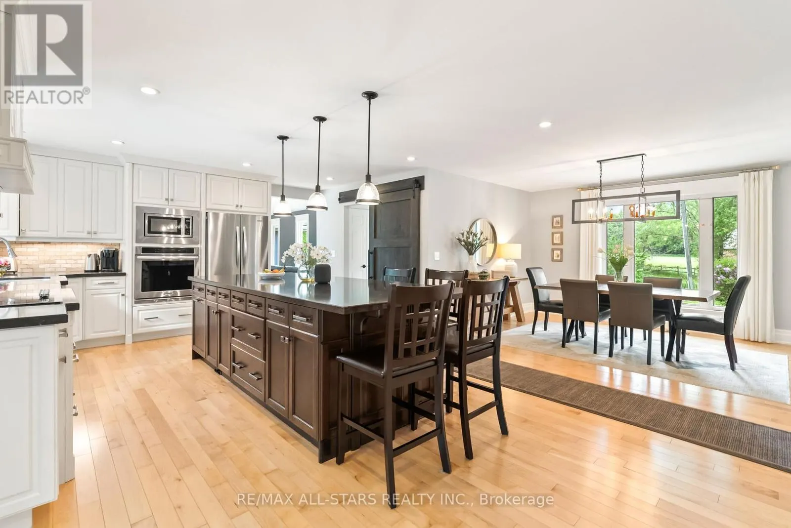 523 DAVIS DRIVE