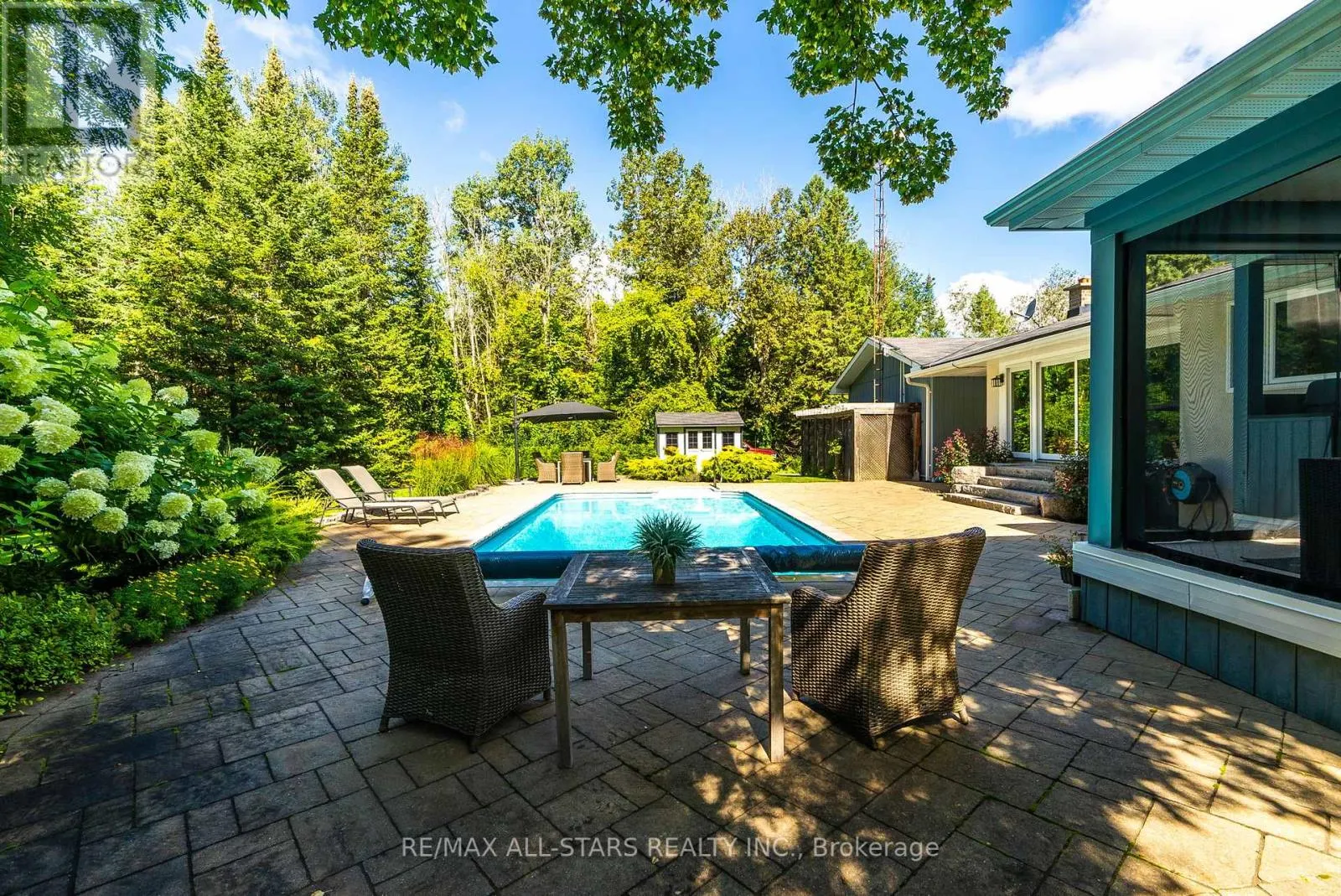 523 DAVIS DRIVE