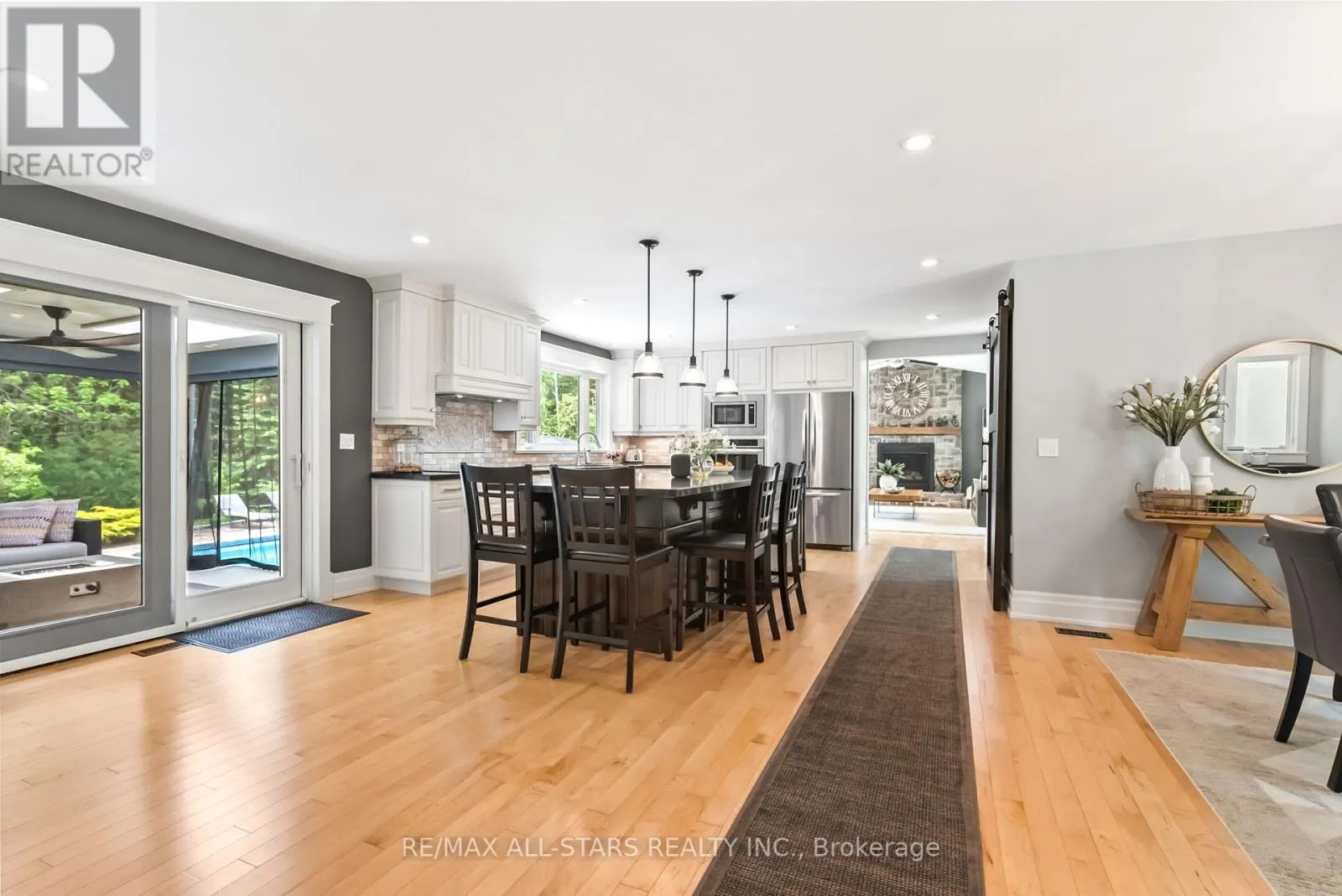 523 DAVIS DRIVE