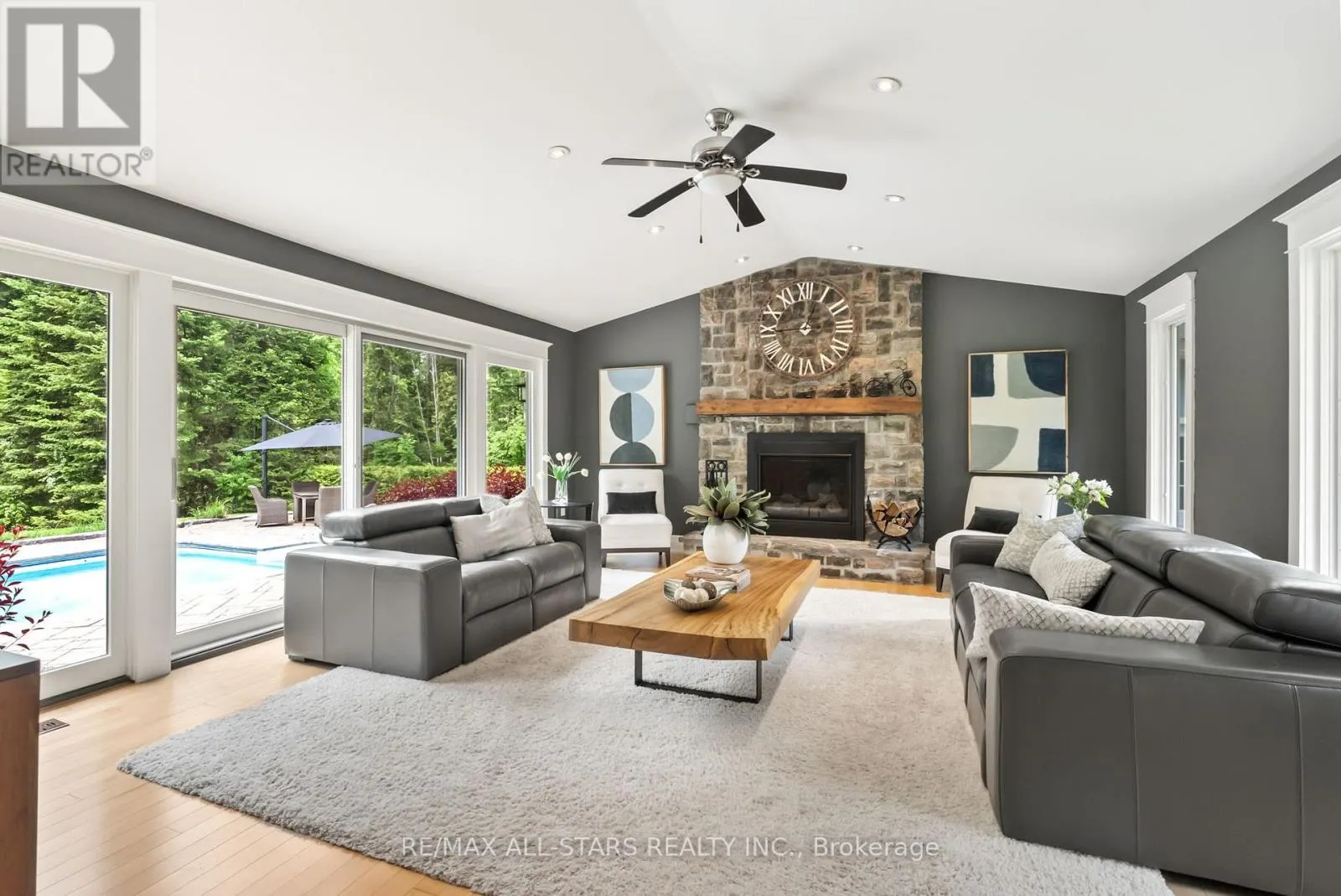 523 DAVIS DRIVE