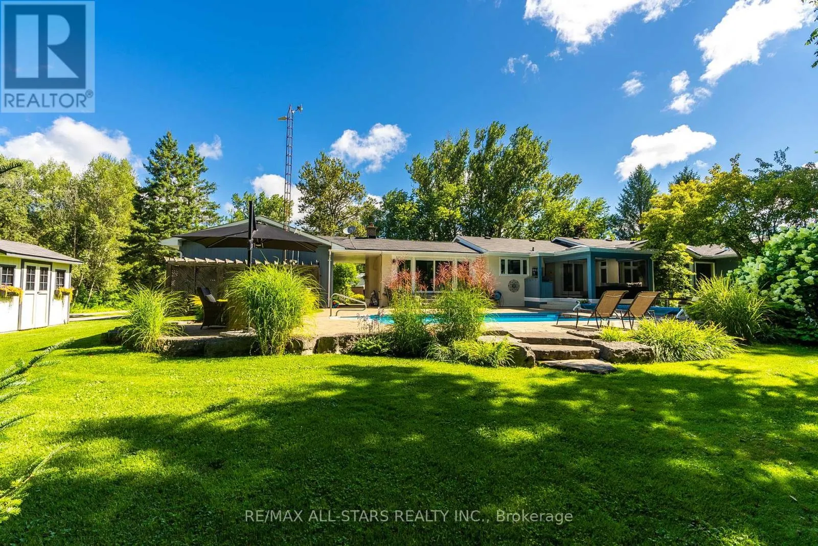 523 DAVIS DRIVE