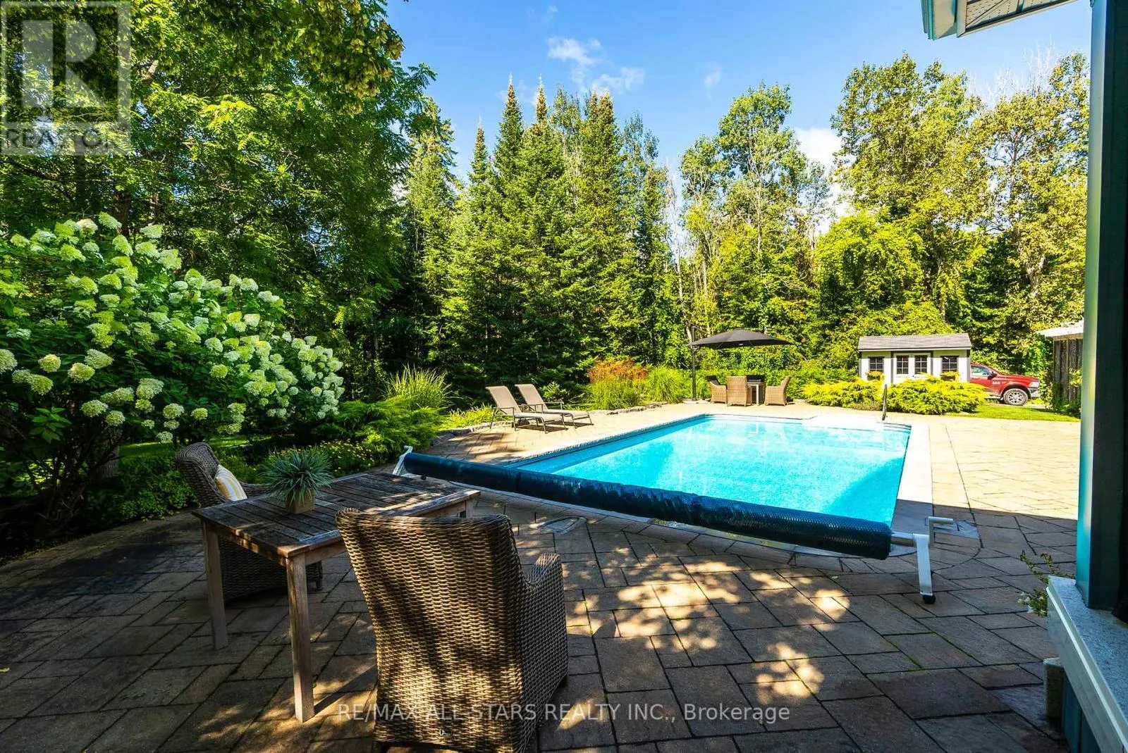 523 DAVIS DRIVE
