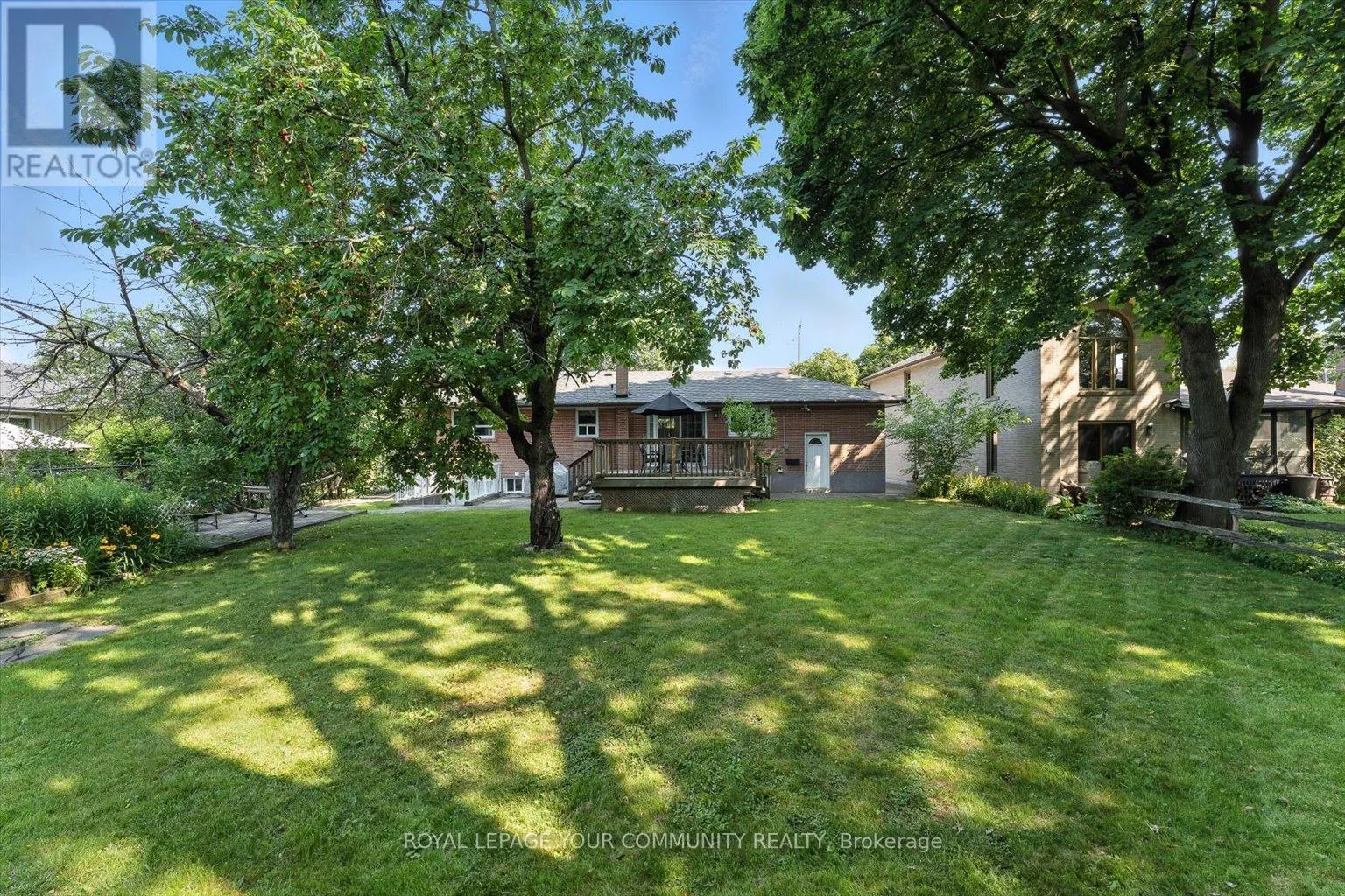 19 WELLER CRESCENT