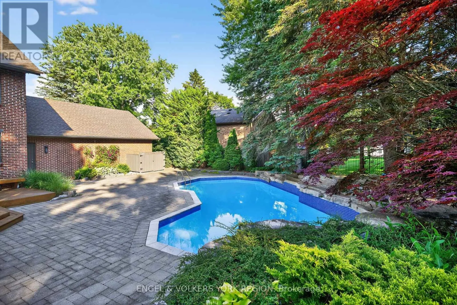 104 MCCLURE DRIVE