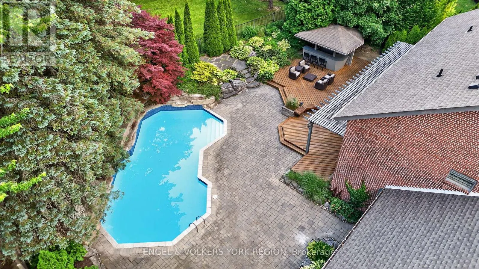 104 MCCLURE DRIVE