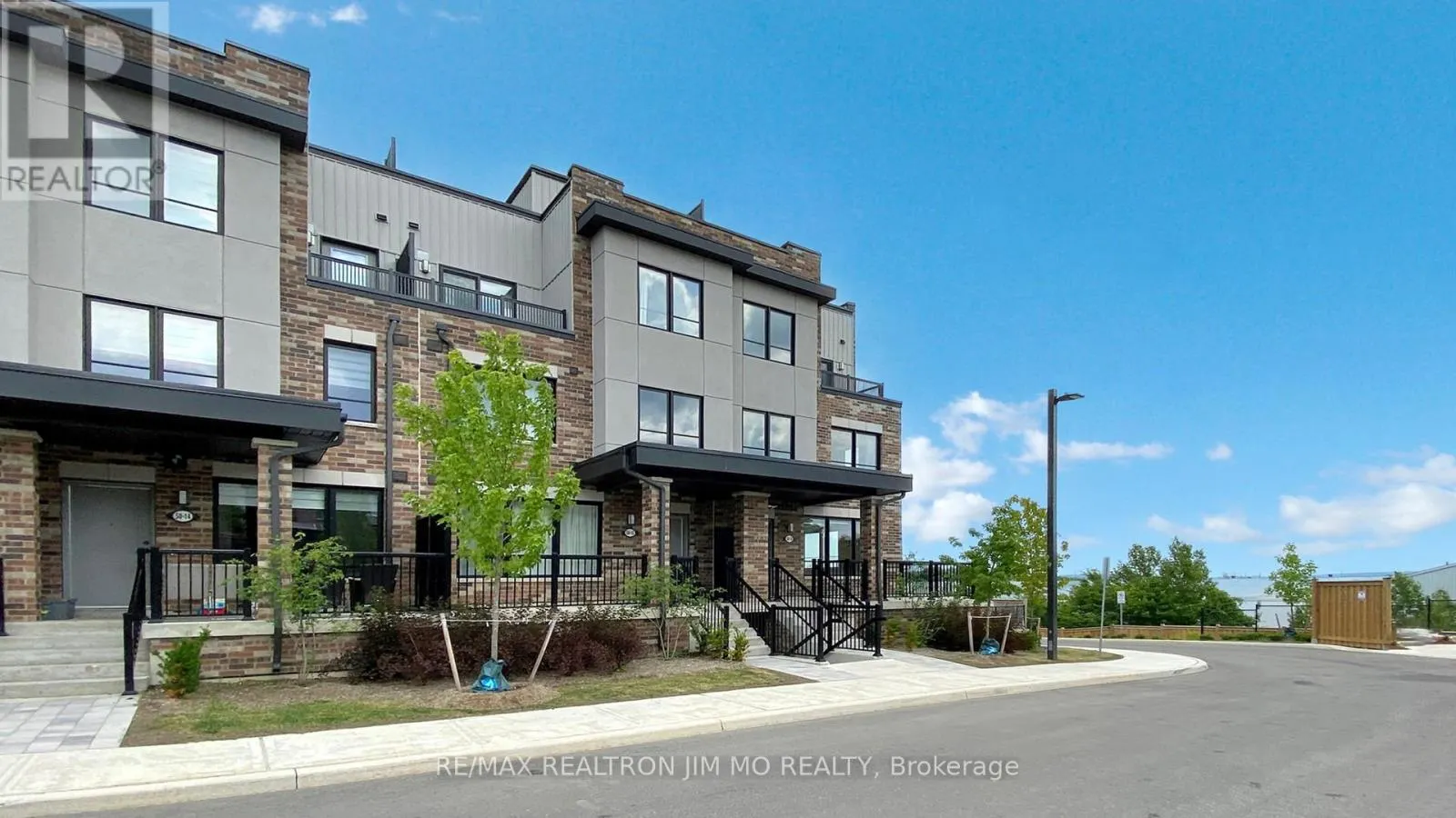16 - 50 BAYNES WAY