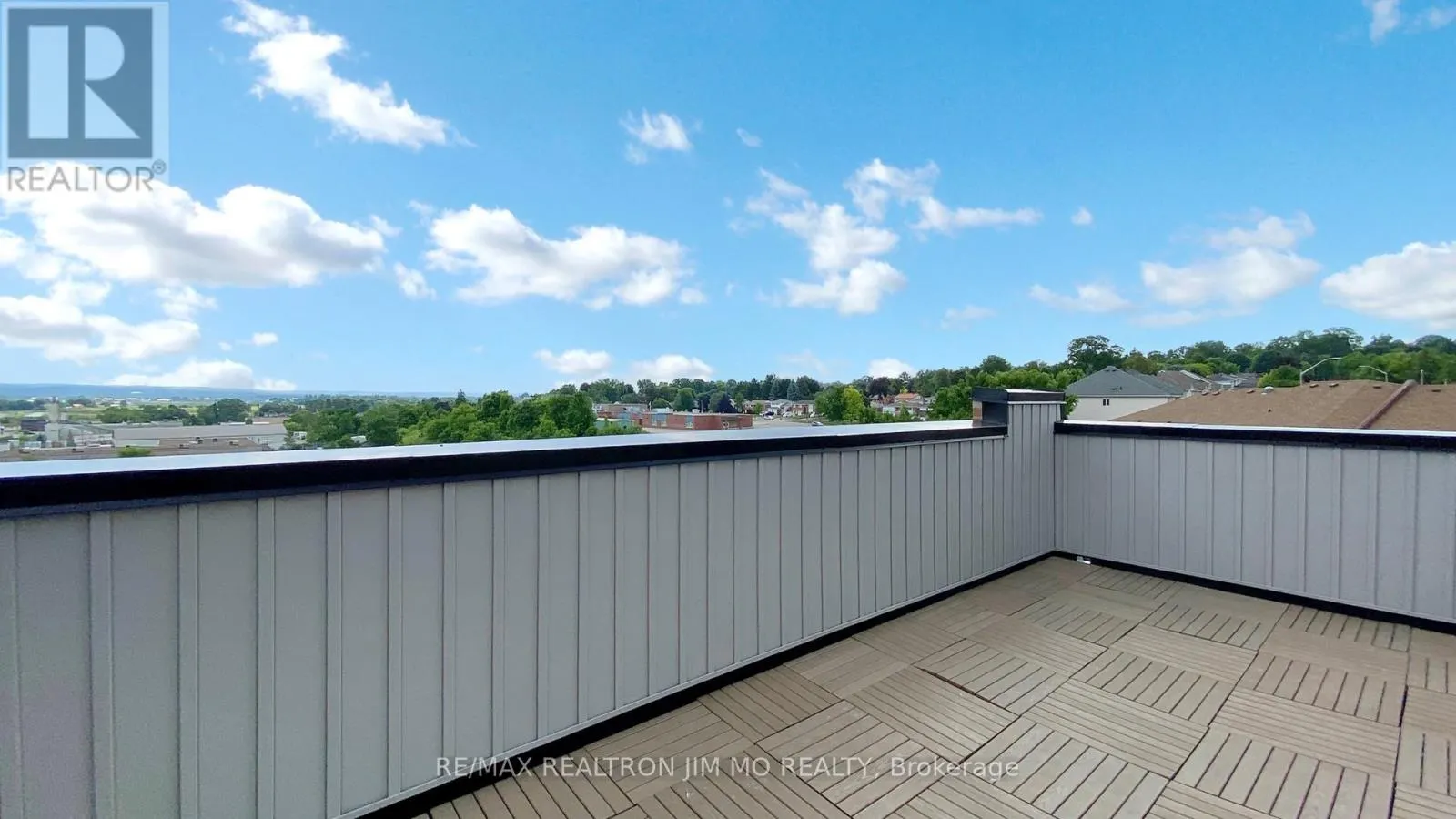 16 - 50 BAYNES WAY