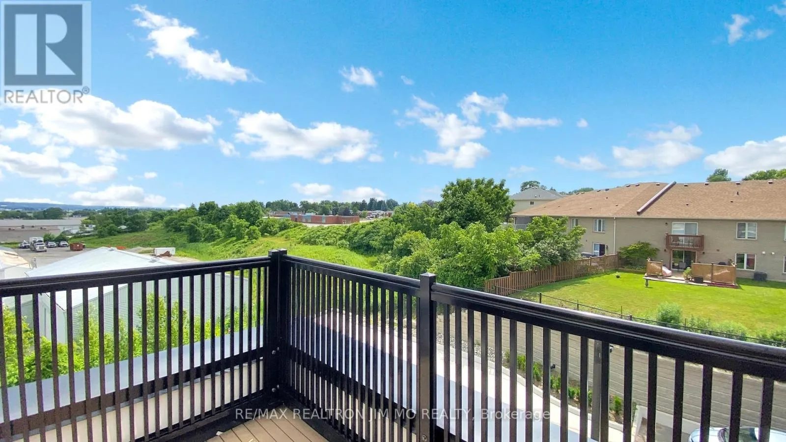 16 - 50 BAYNES WAY