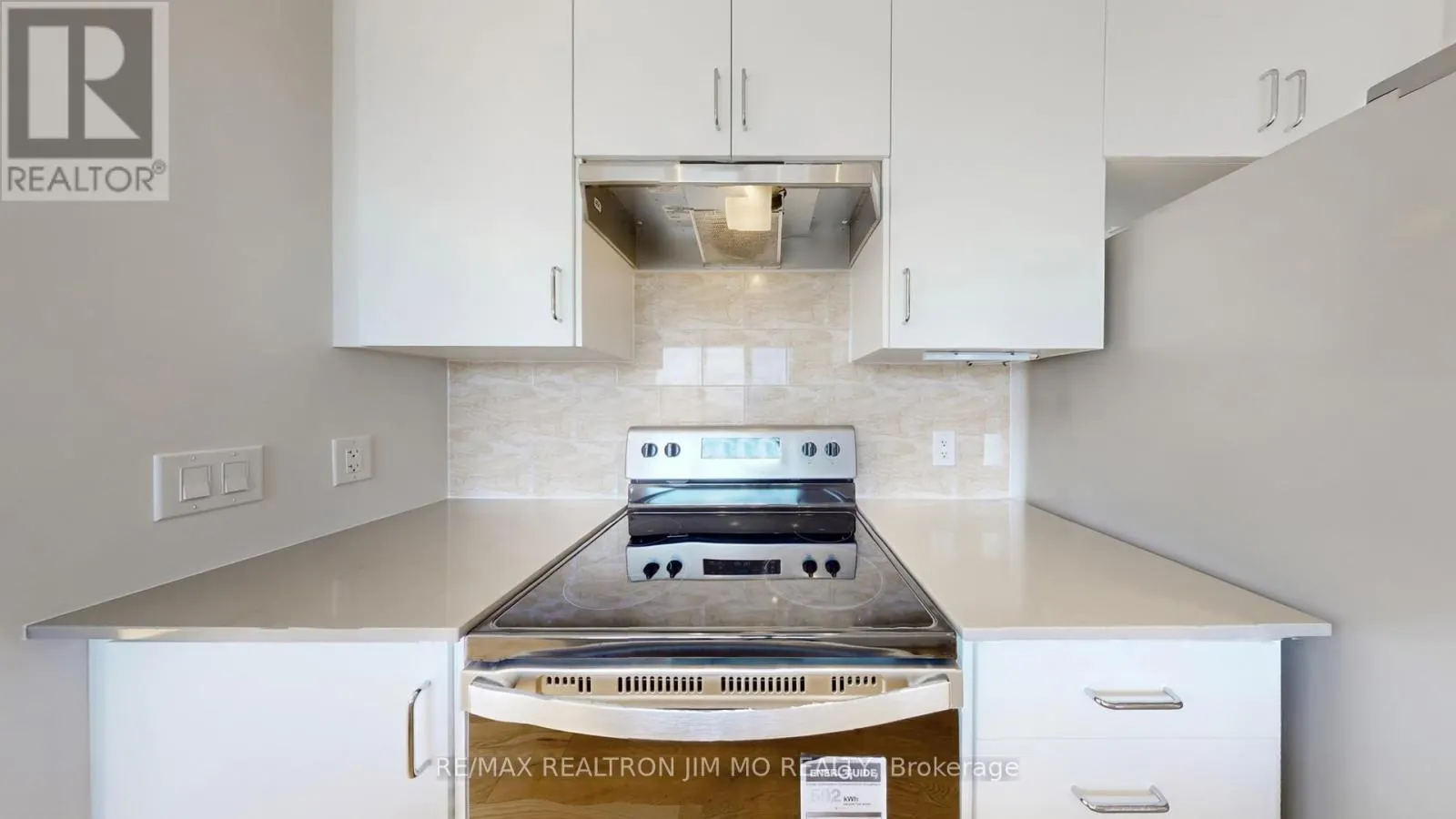 16 - 50 BAYNES WAY