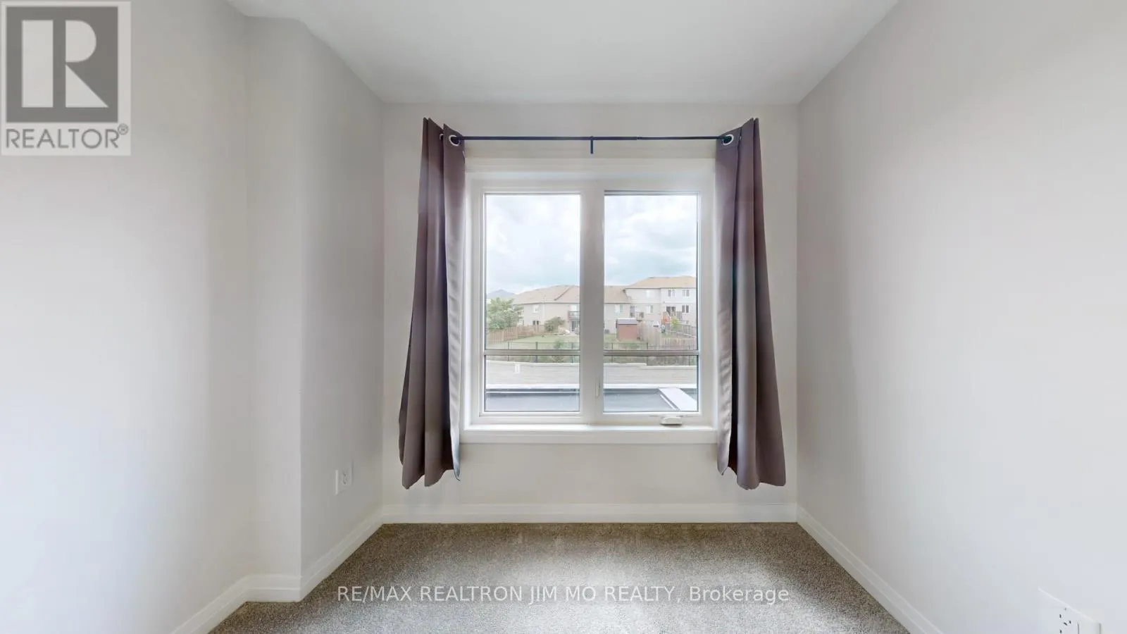 16 - 50 BAYNES WAY